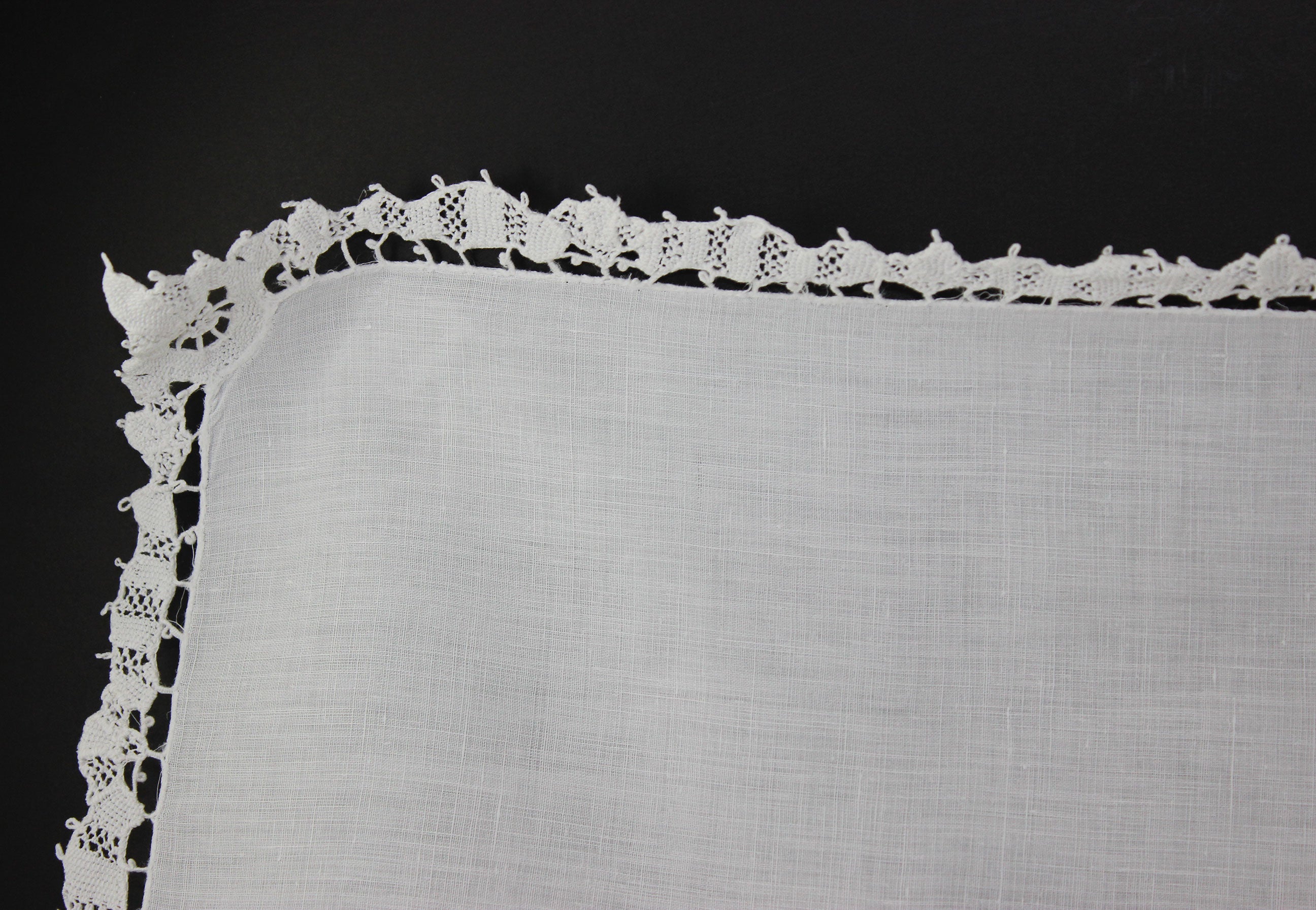 White Linen with Point de Venise Lace, Vintage Dinner Napkins
