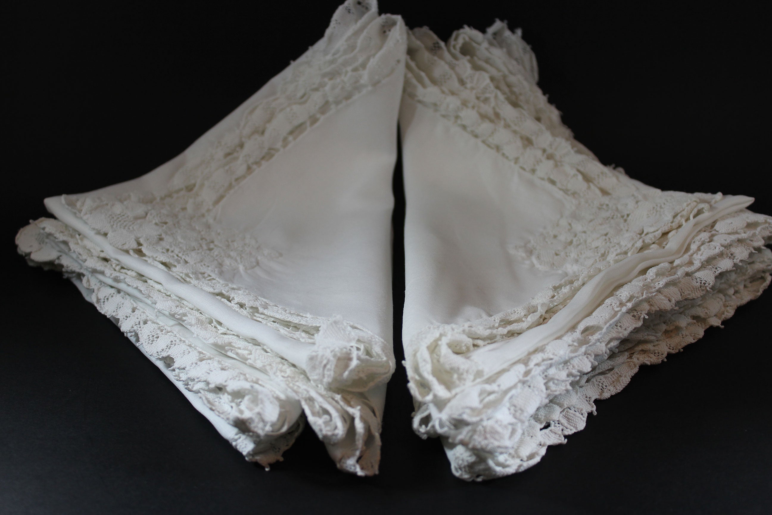 White Linen with Point de Venise Lace, Vintage Dinner Napkins