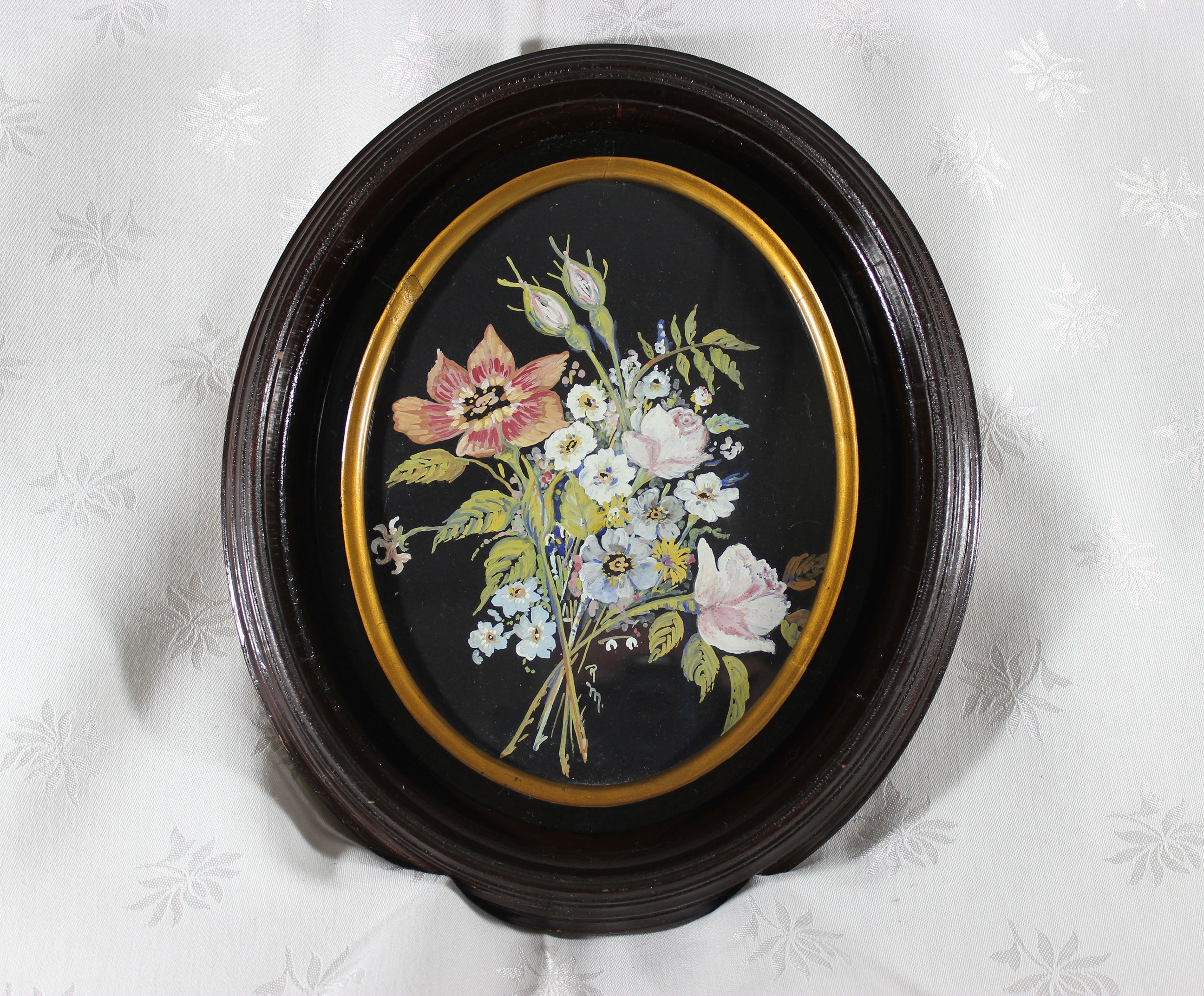 Antique Oval Wood Frame