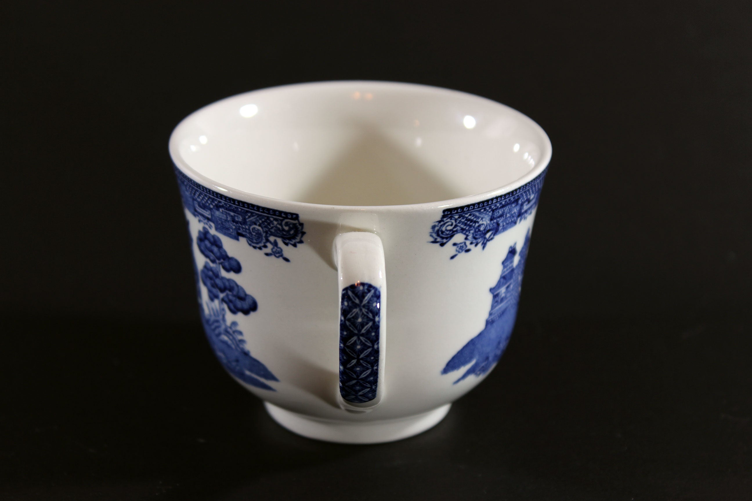 Blue Willow, Small Teacups, Johnson Brothers