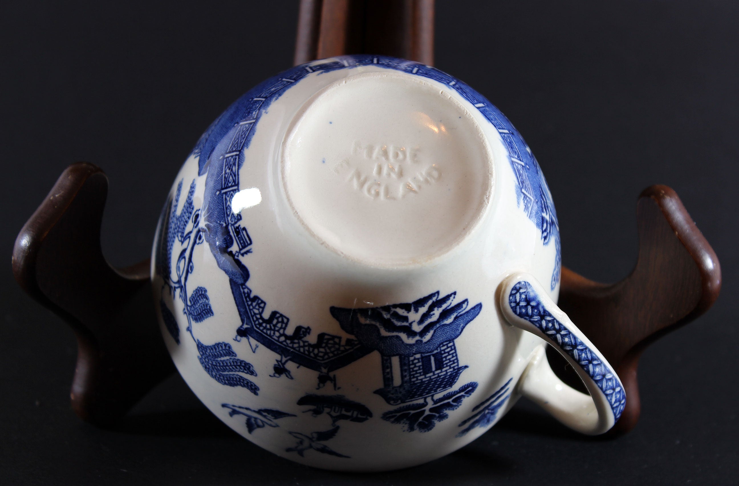 Blue_Willow_Teacup_Pagoda