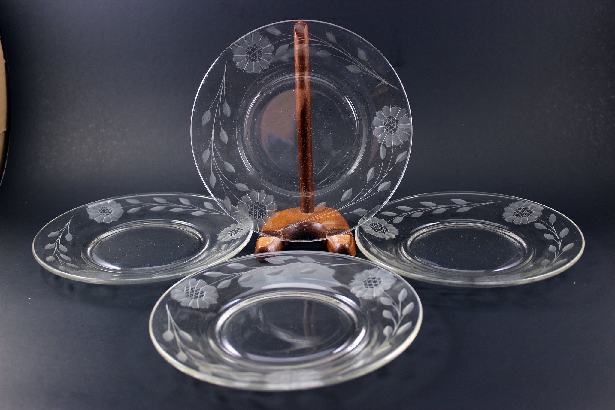 Hughes Cornflower Lunch/Dessert Plates