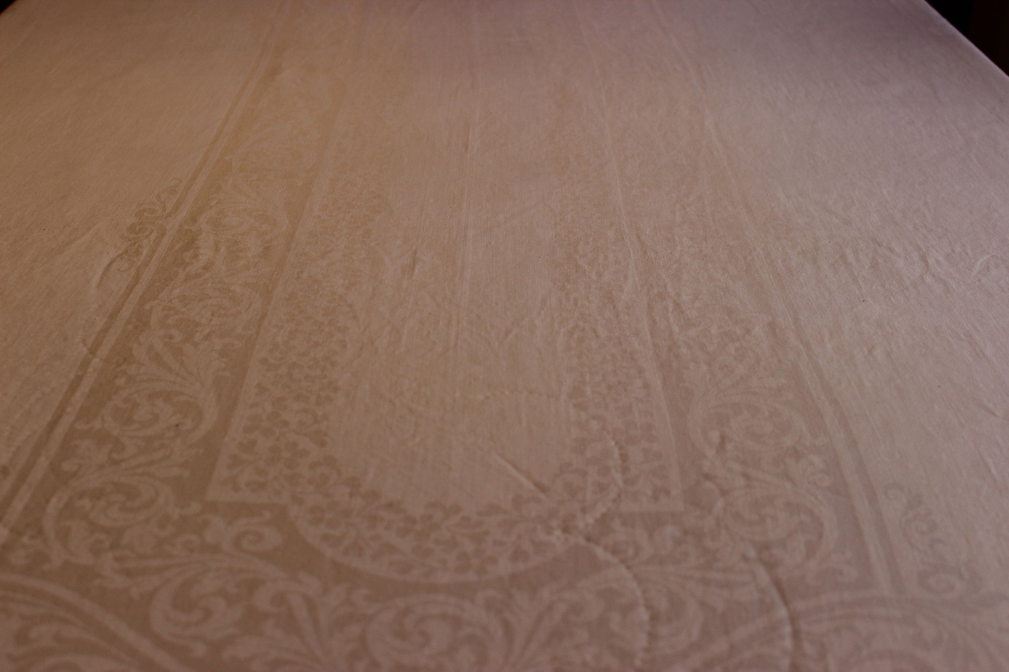 Double Damask Linen Tablecloth