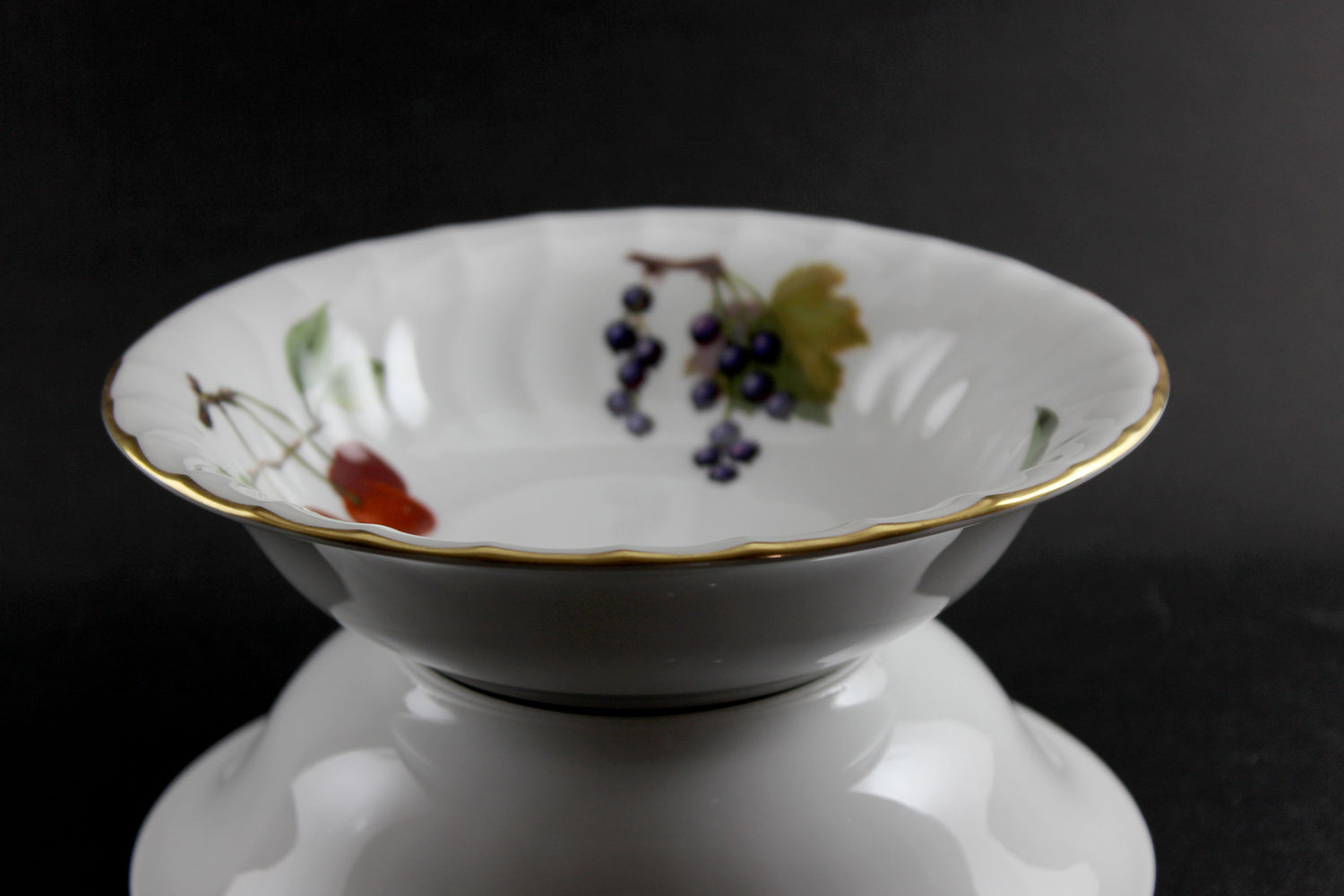 Evesham Gold, Royal Worcester, Soup/Cereal Coupe Bowls