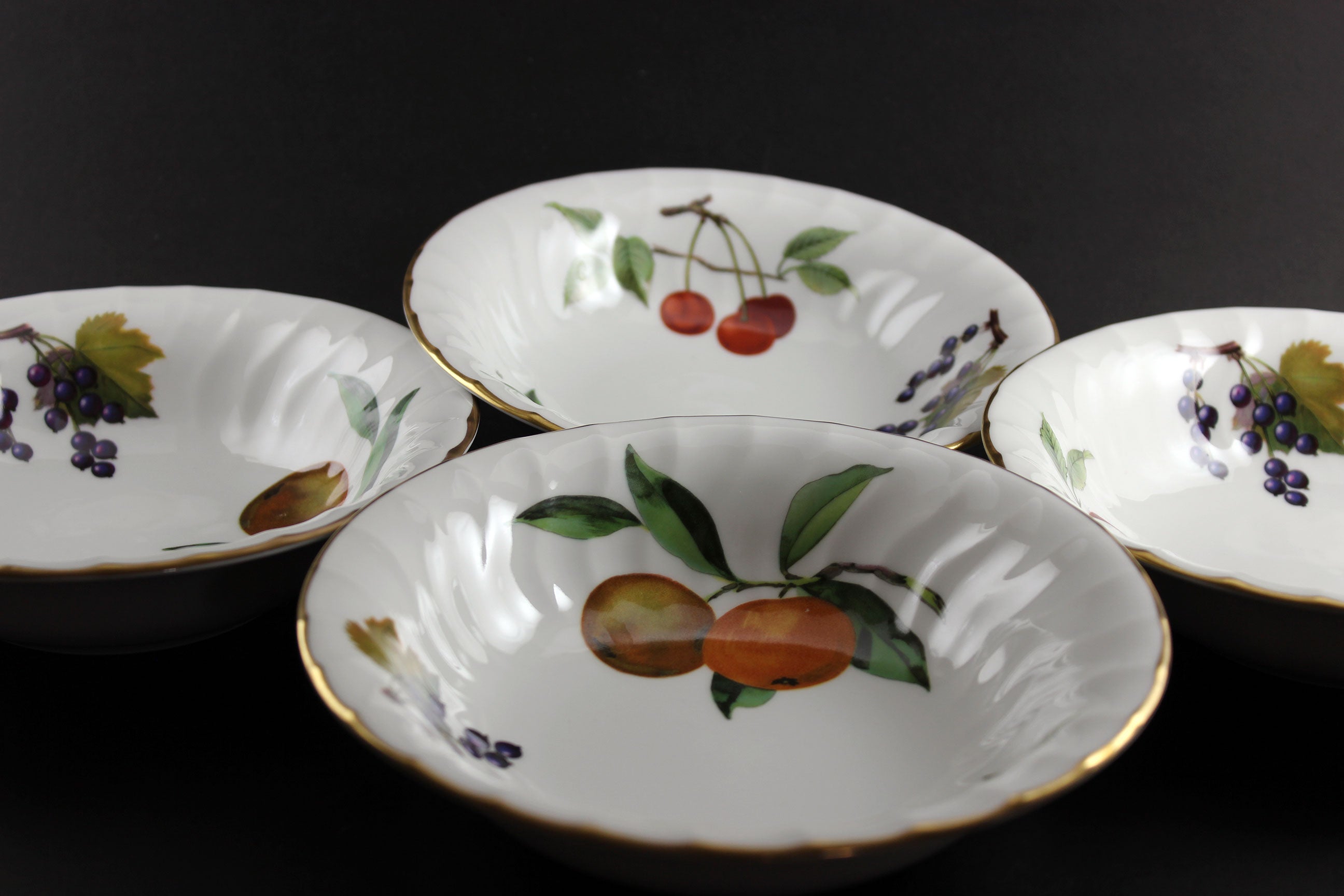 Evesham Gold, Royal Worcester, Soup/Cereal Coupe Bowls