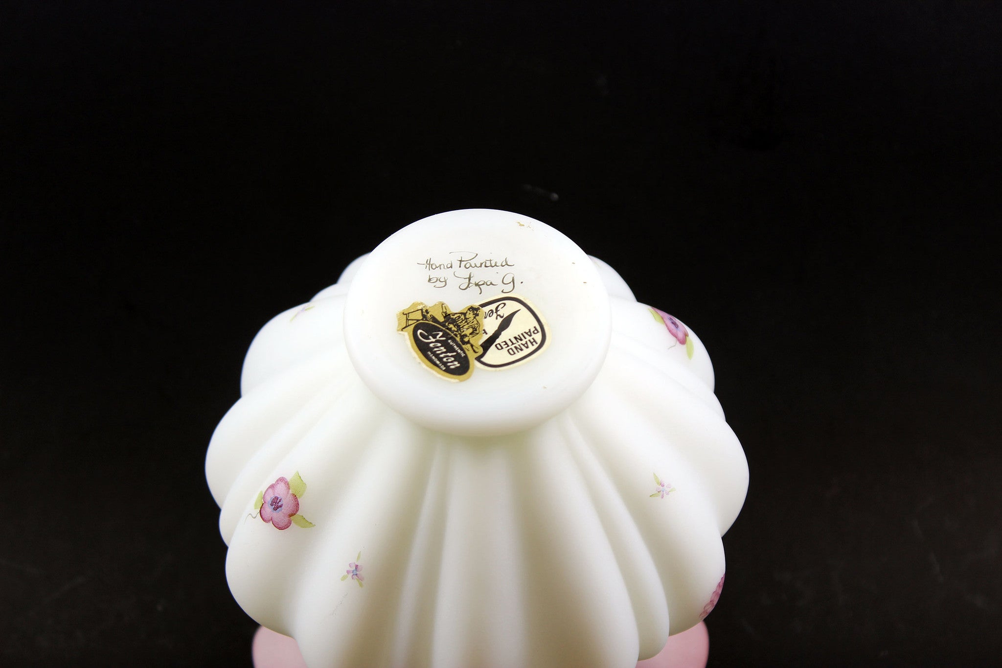 Fenton Blossoms and Berries Ruffled Melon Vase