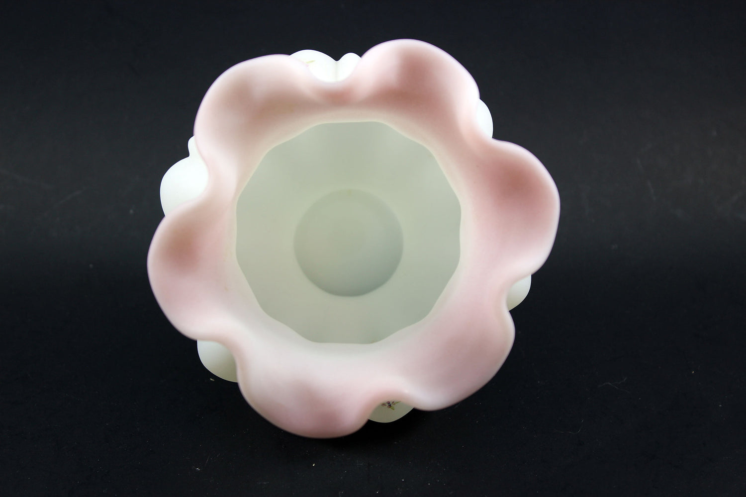 Fenton Blossoms and Berries Ruffled Melon Vase