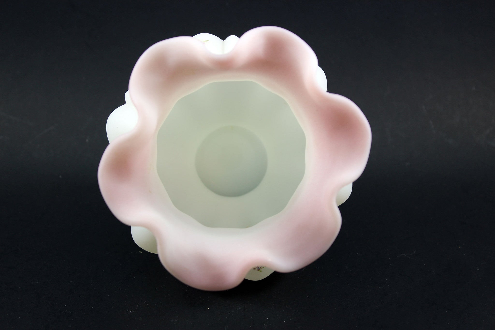 Fenton Blossoms and Berries Ruffled Melon Vase