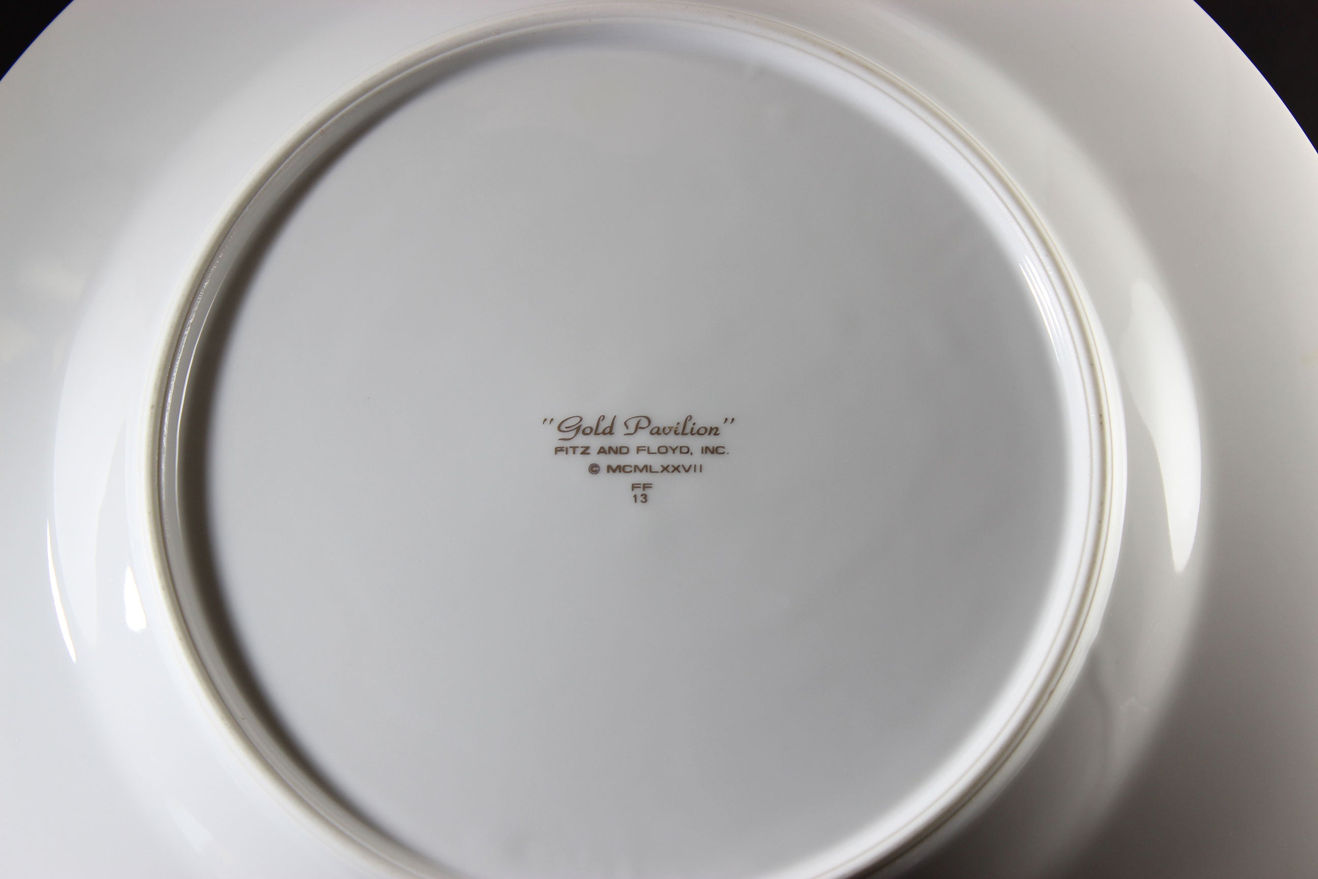 Fitz and Floyd, Gold Pavillion, Charger Plates