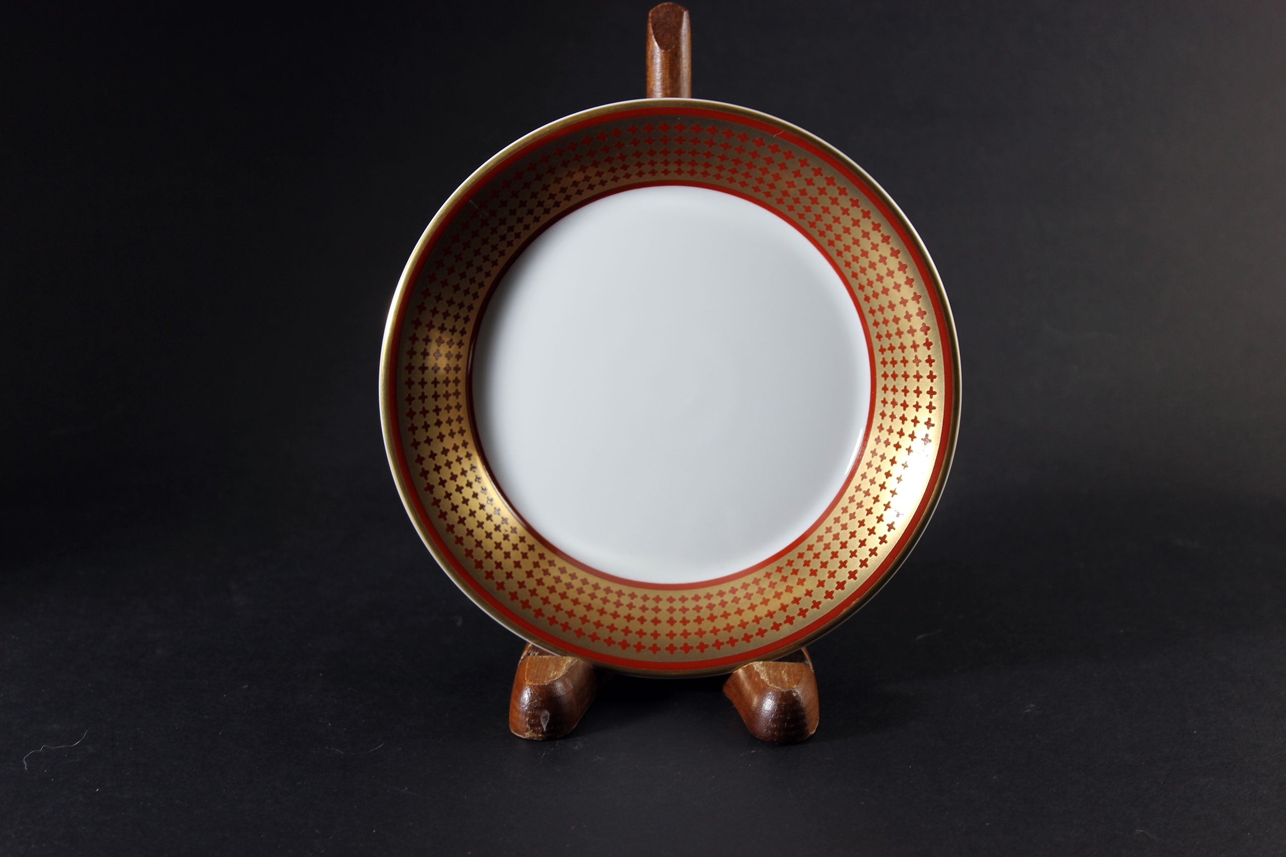 Fitz and Floyd, Gold Pavillion, Teacup and Saucer