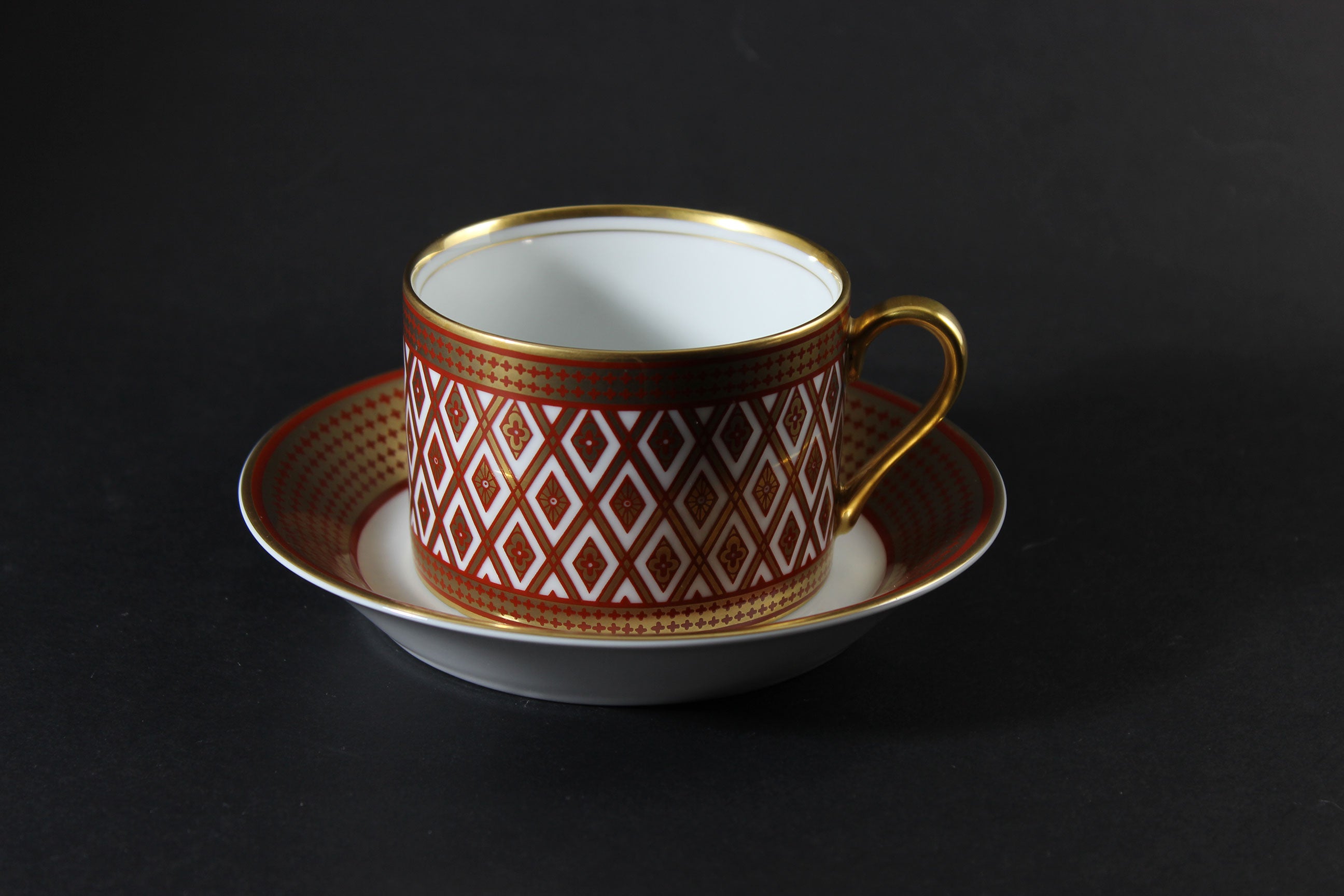 Fitz and Floyd, Gold Pavillion, Teacup and Saucer
