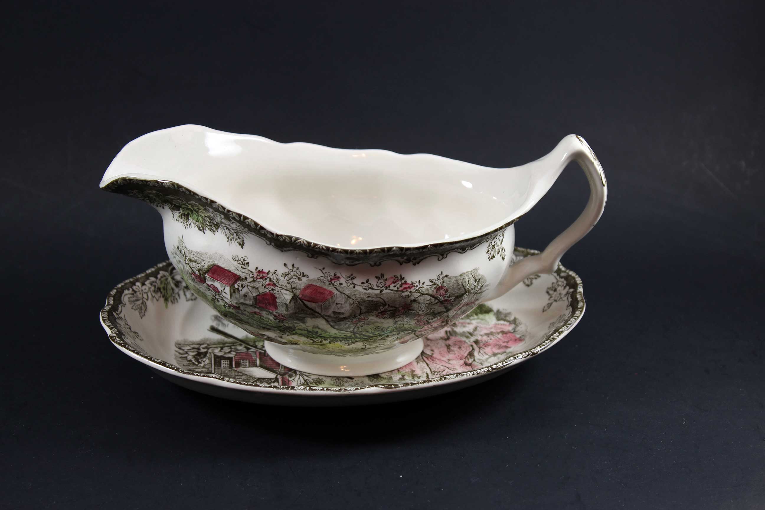 Friendly Village, Gravy Boat and Under plate