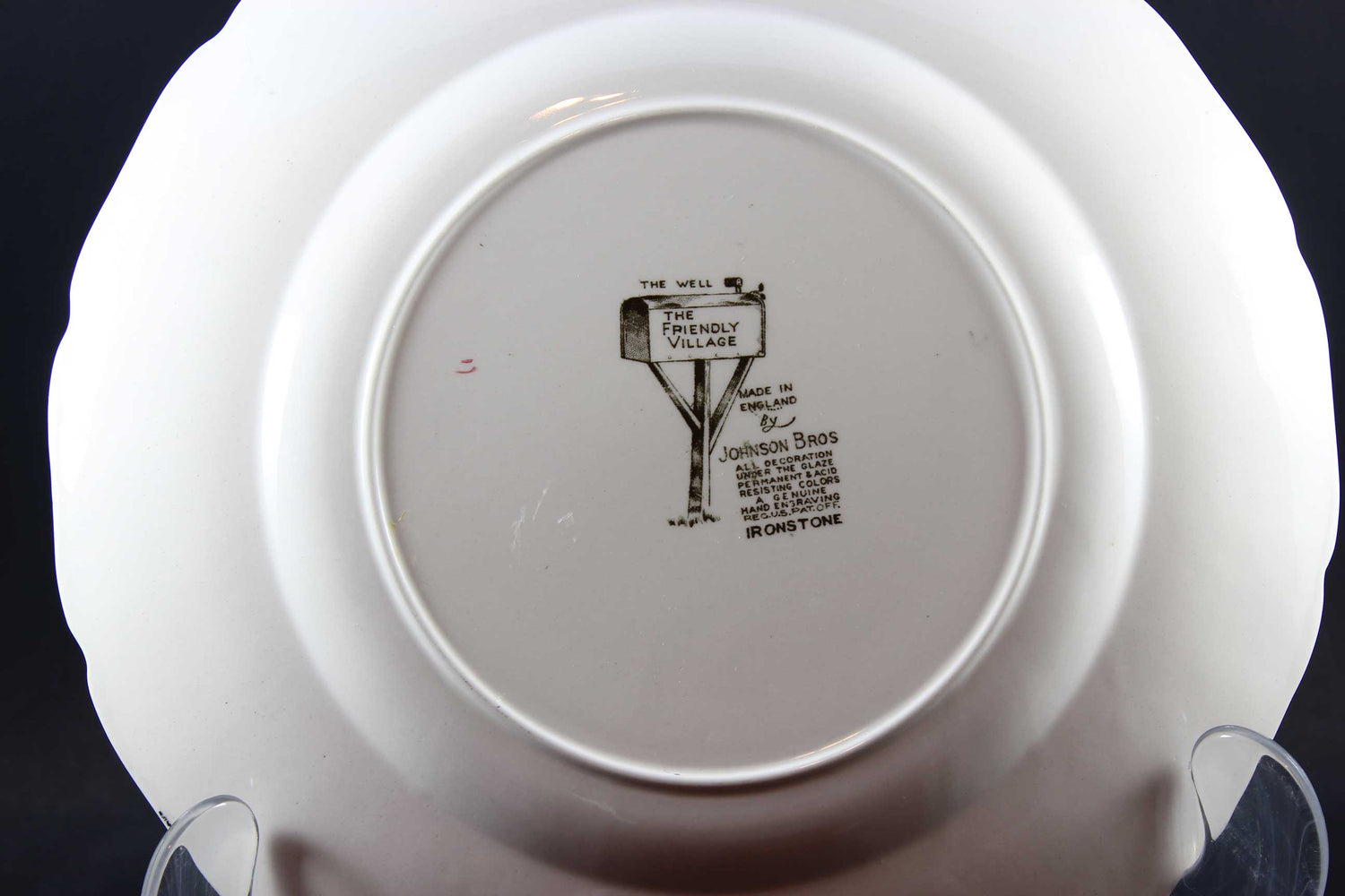 The Friendly Village, Johnson Brothers, Large Dinner Plate - The Well