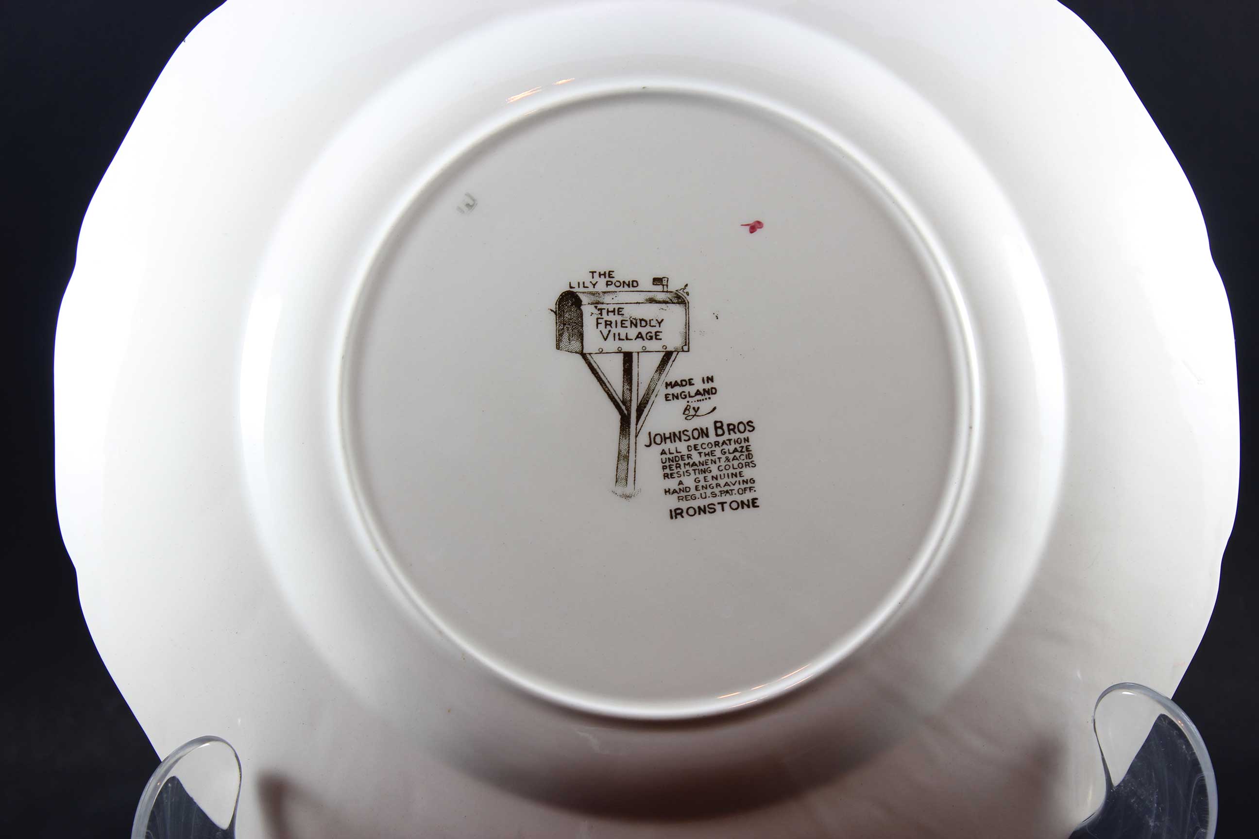 Friendly Village, Johnson Brothers, Large Dinner Plate - The Lily Pond