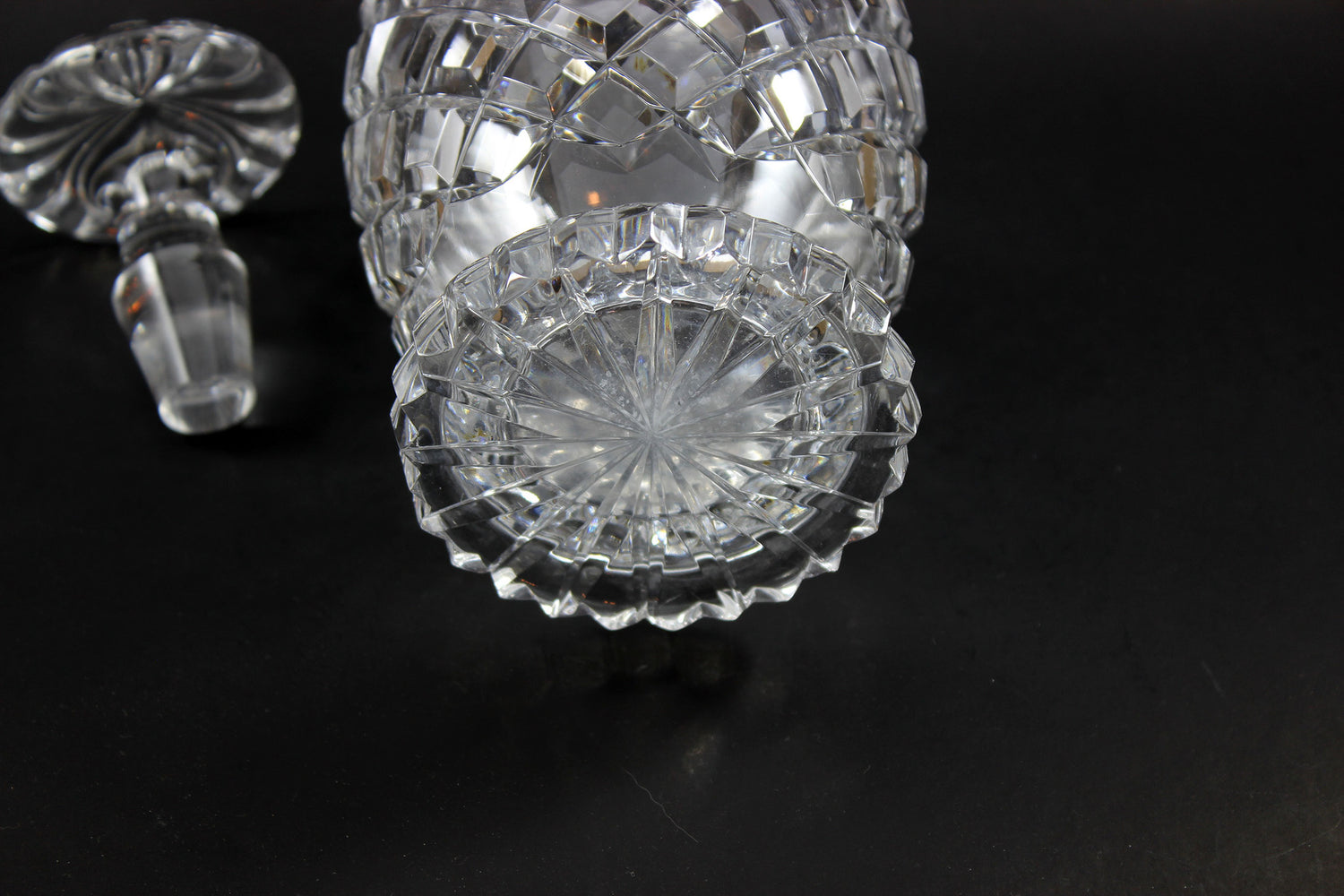 Georgian Cut Glass Decanters (Pair)