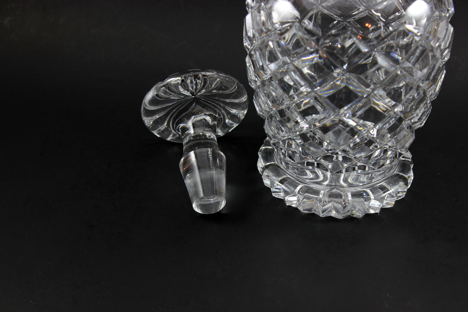 Georgian Cut Glass Decanters (Pair)