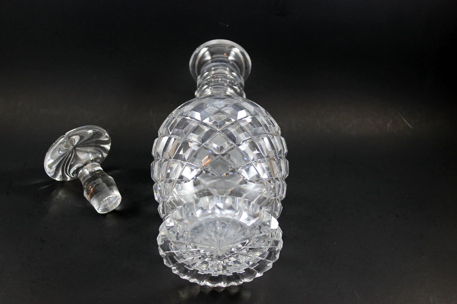 Georgian Cut Glass Decanters (Pair)