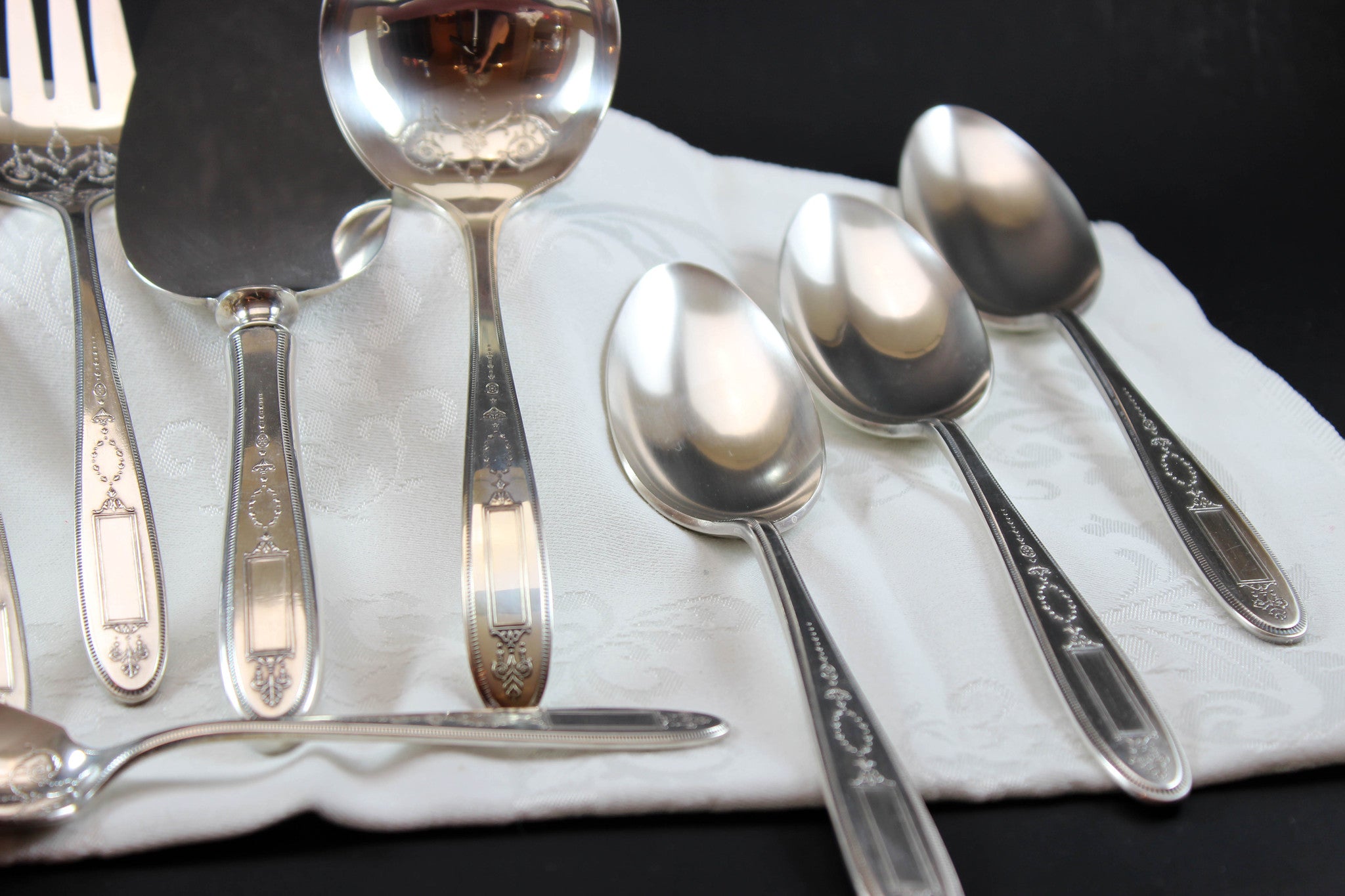 Community Silverplate Grosvenor Serving Pieces