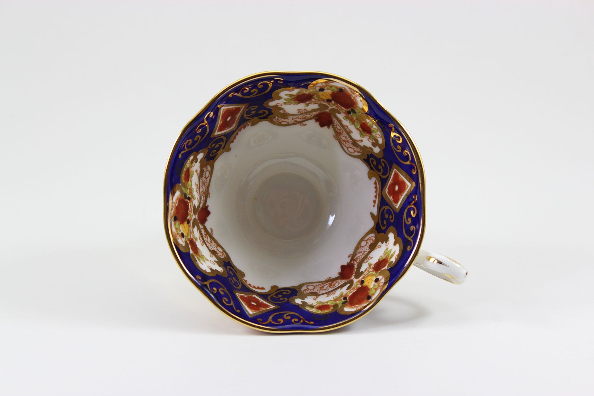 Royal Albert Bone China, Heirloom Pattern, Teacup