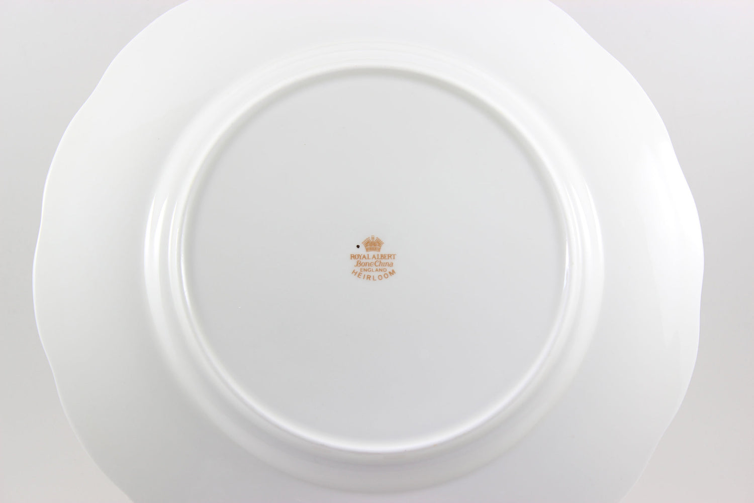 Royal Albert Bone China, Heirloom Pattern, Dinner Plate