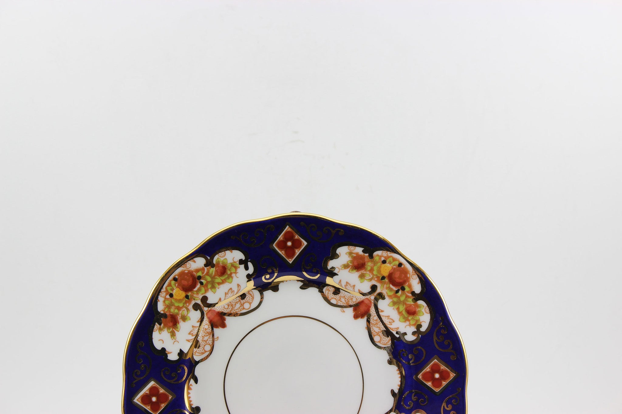Royal Albert Bone China, Heirloom Pattern, Place Setting