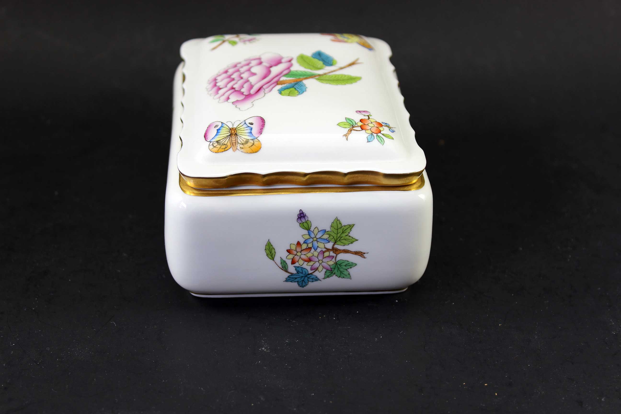 Herend Hungary Hand Painted Trinket Dish
