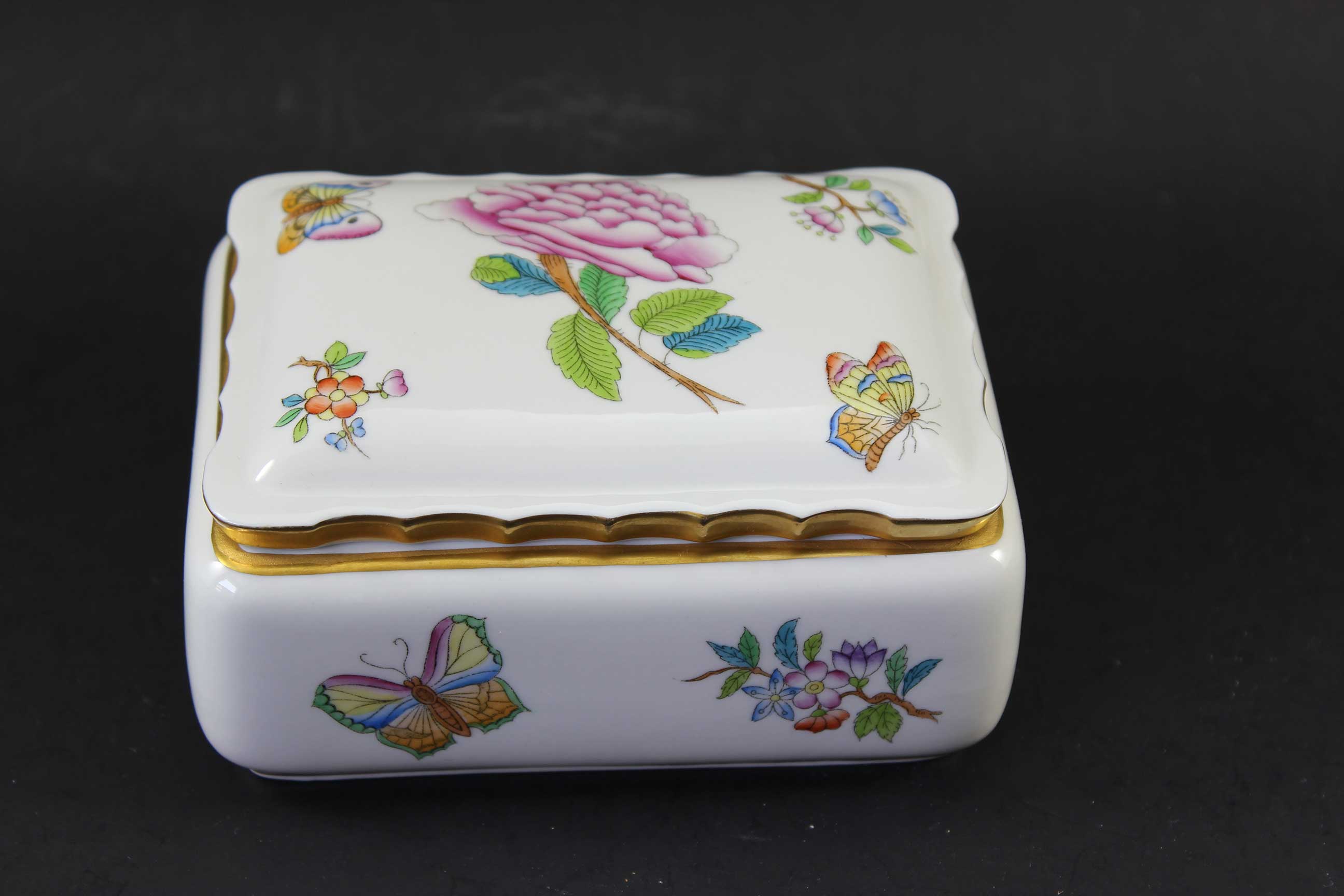 Herend Hungary Hand Painted Trinket Dish