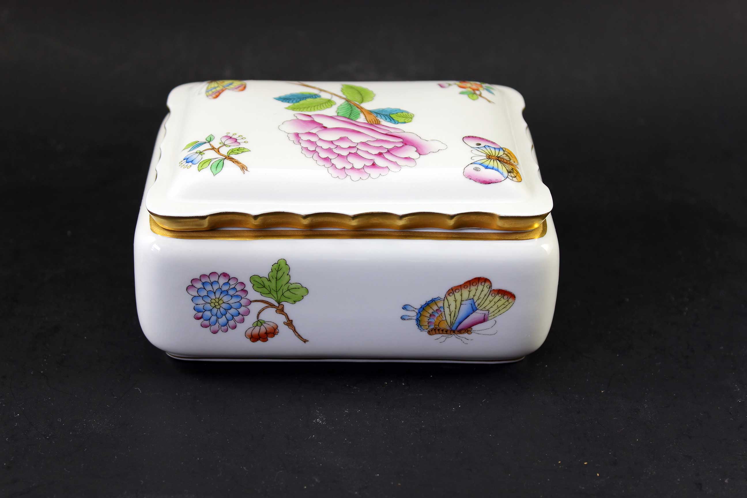 Herend Hungary Hand Painted Trinket Dish