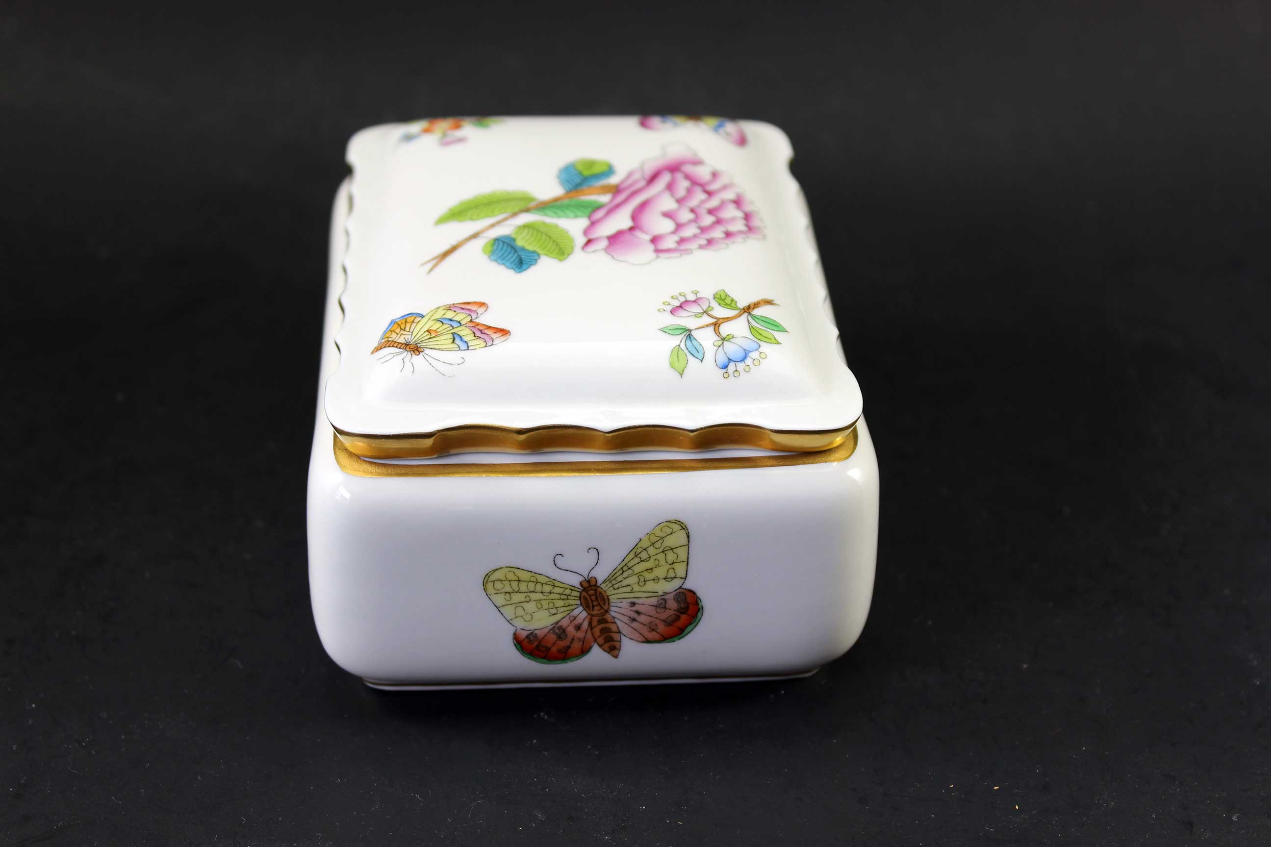 Herend Hungary Hand Painted Trinket Dish