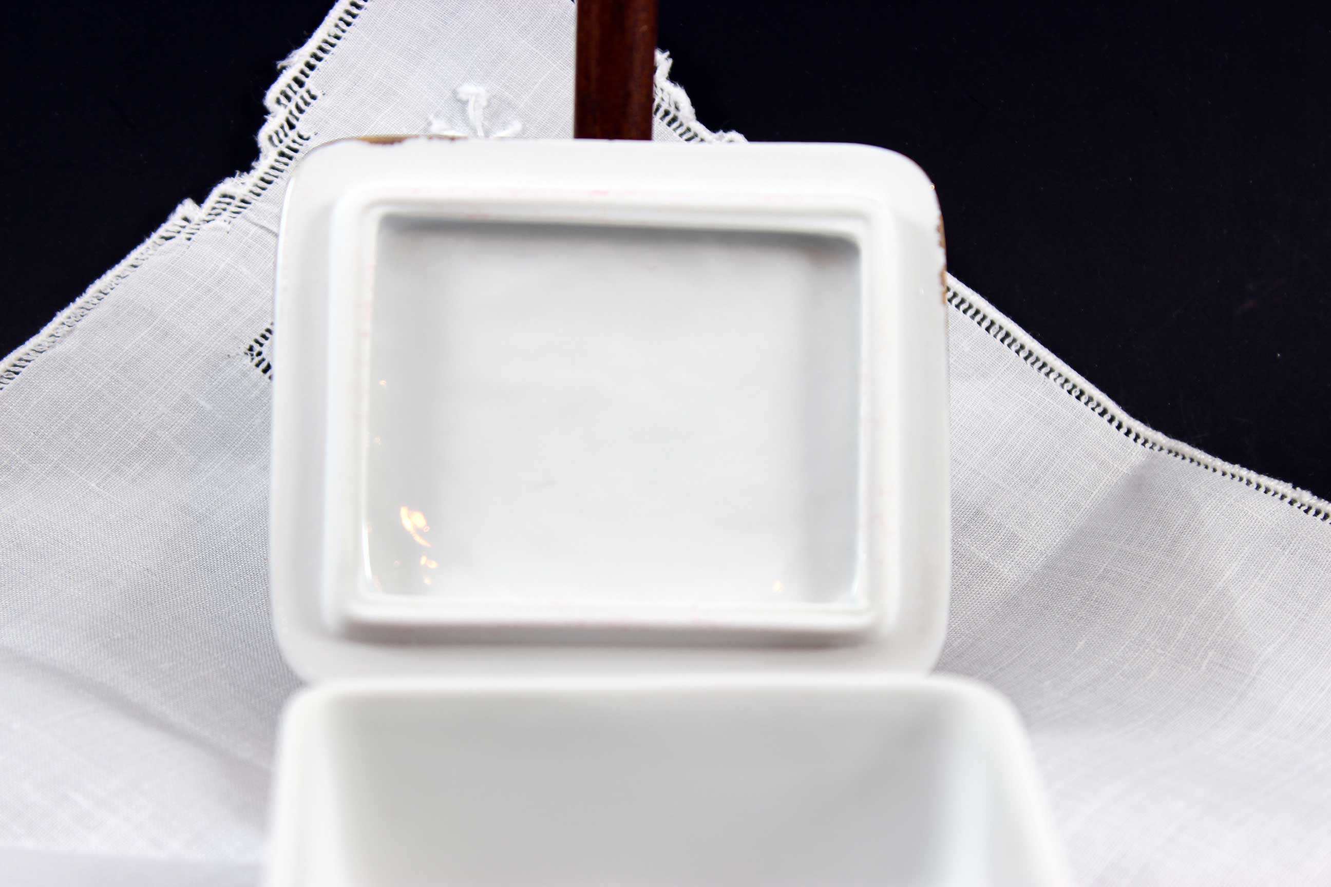 Hollohaza Trinket Dish, Endre Szasz