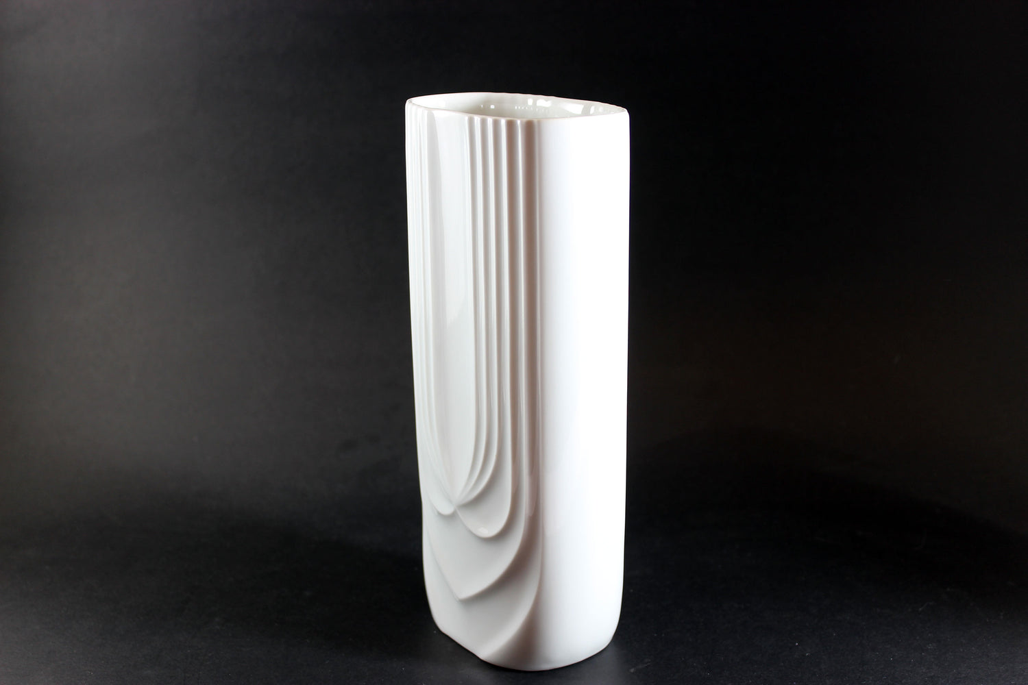 Hutchenreuther Germany 1814, White Vase