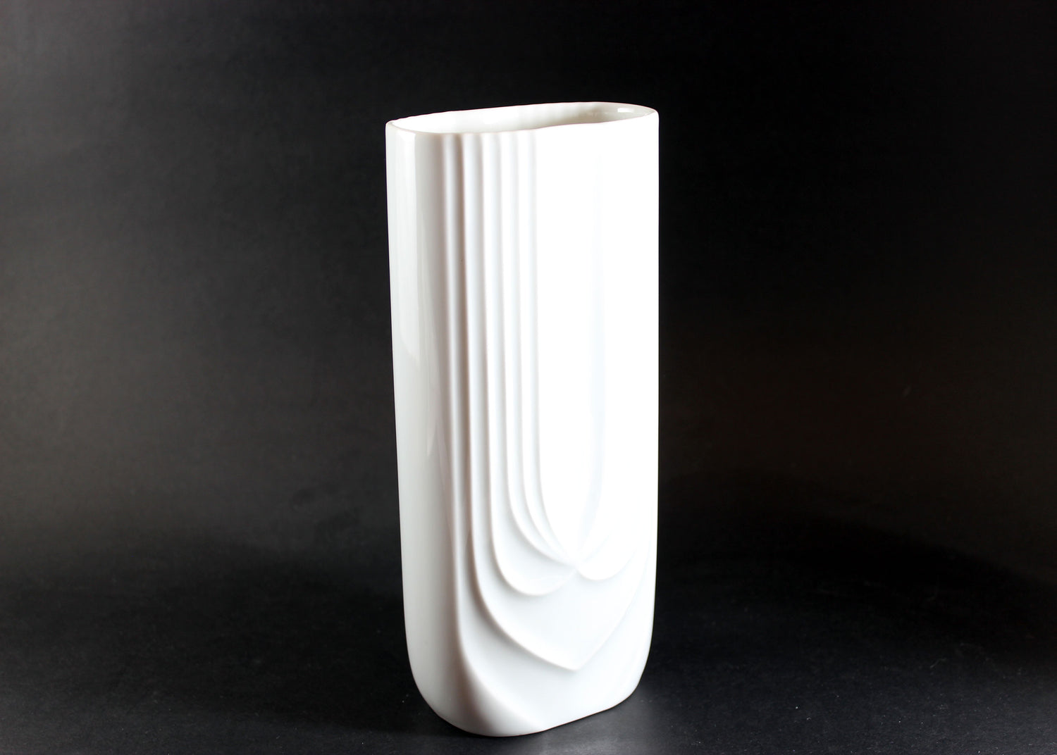 Hutchenreuther Germany 1814, White Vase