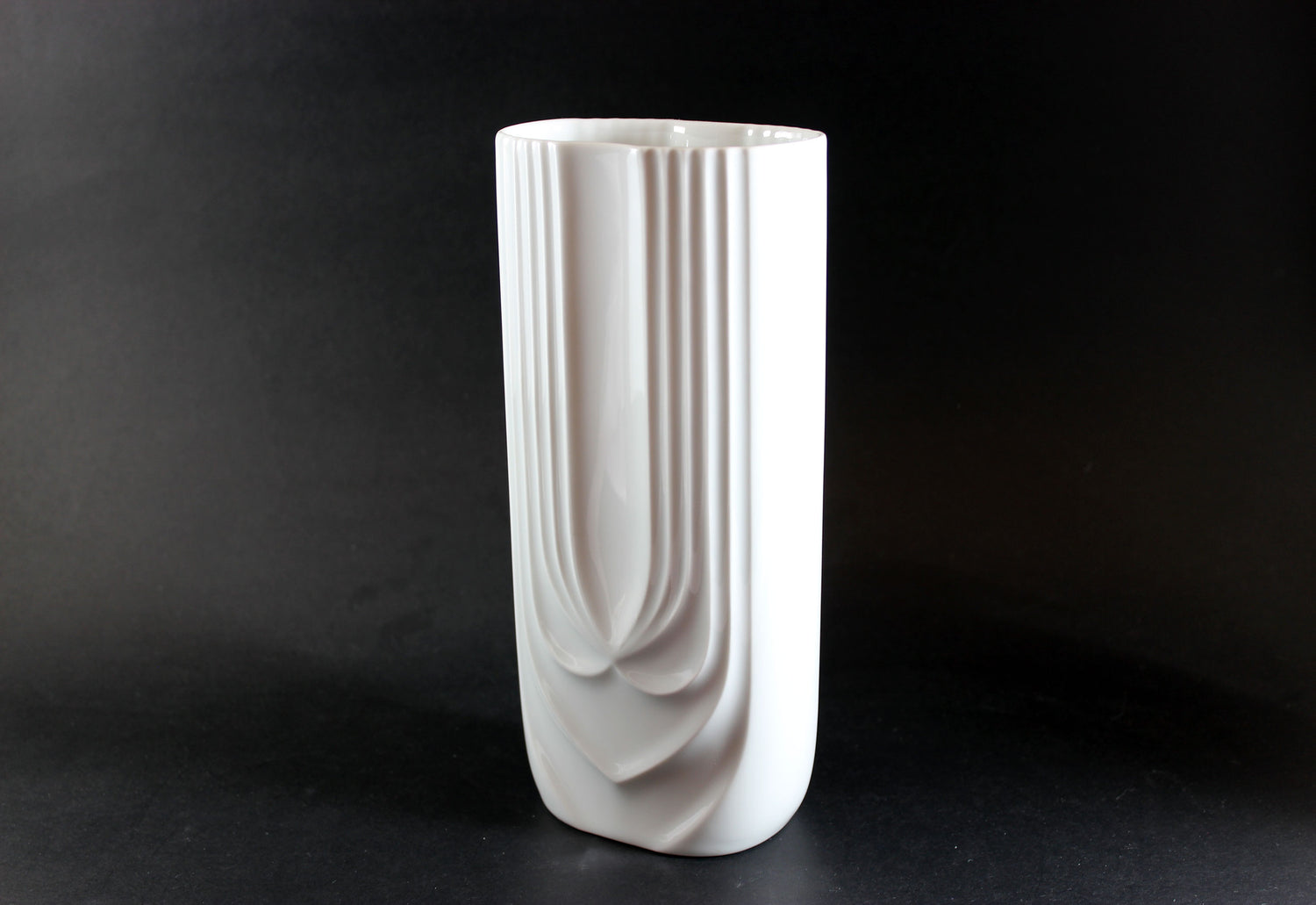 Hutchenreuther Germany 1814, White Vase