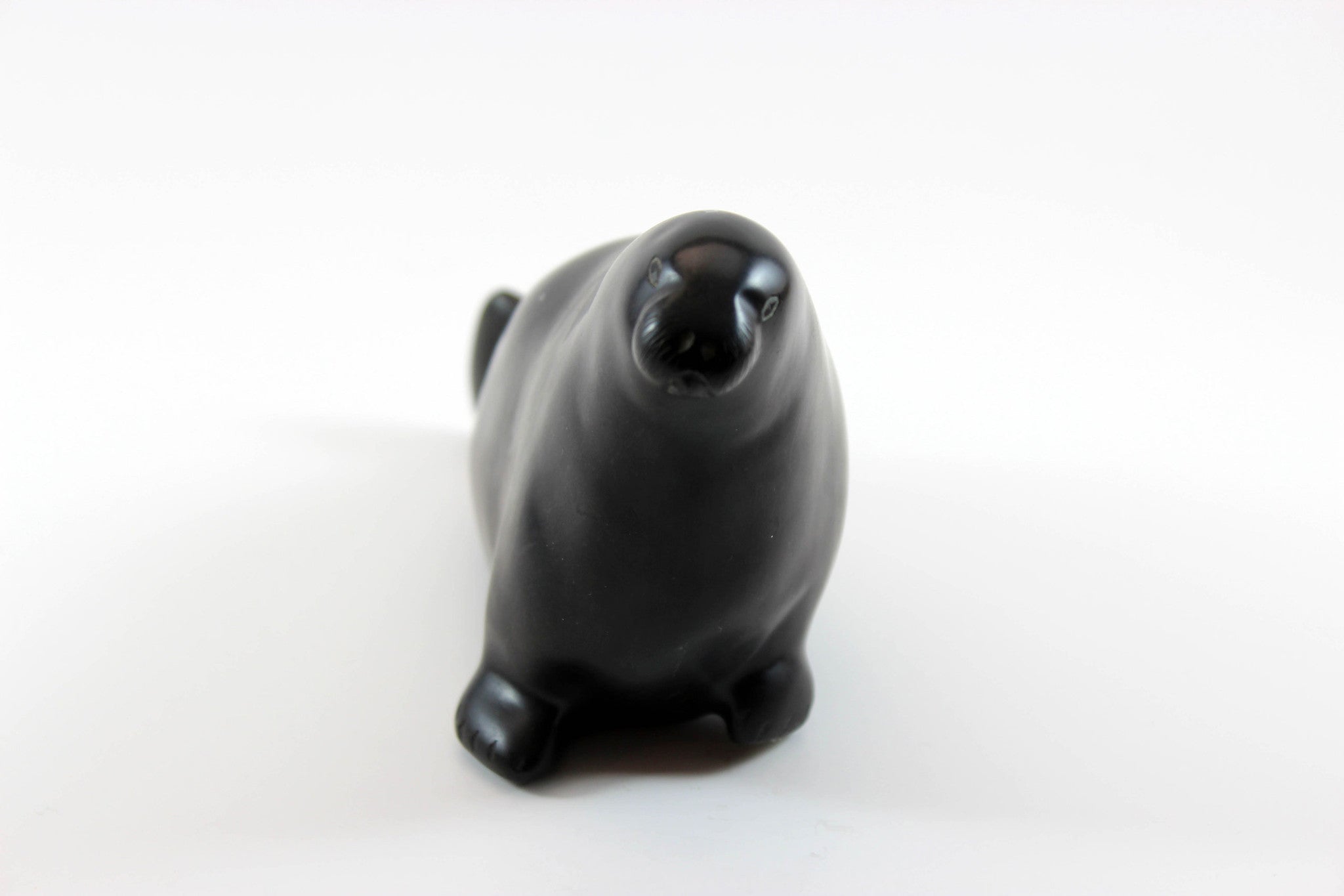 Inuit Soapstone Sculpture Large Seal Trophy