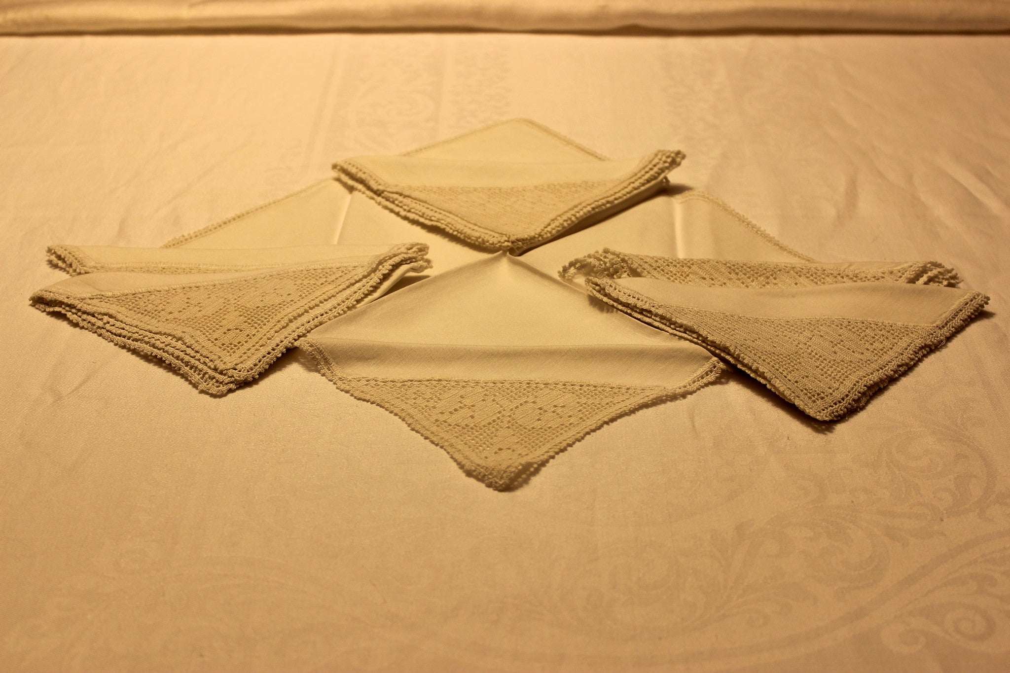 Irish Linen & Lace Tea Napkins