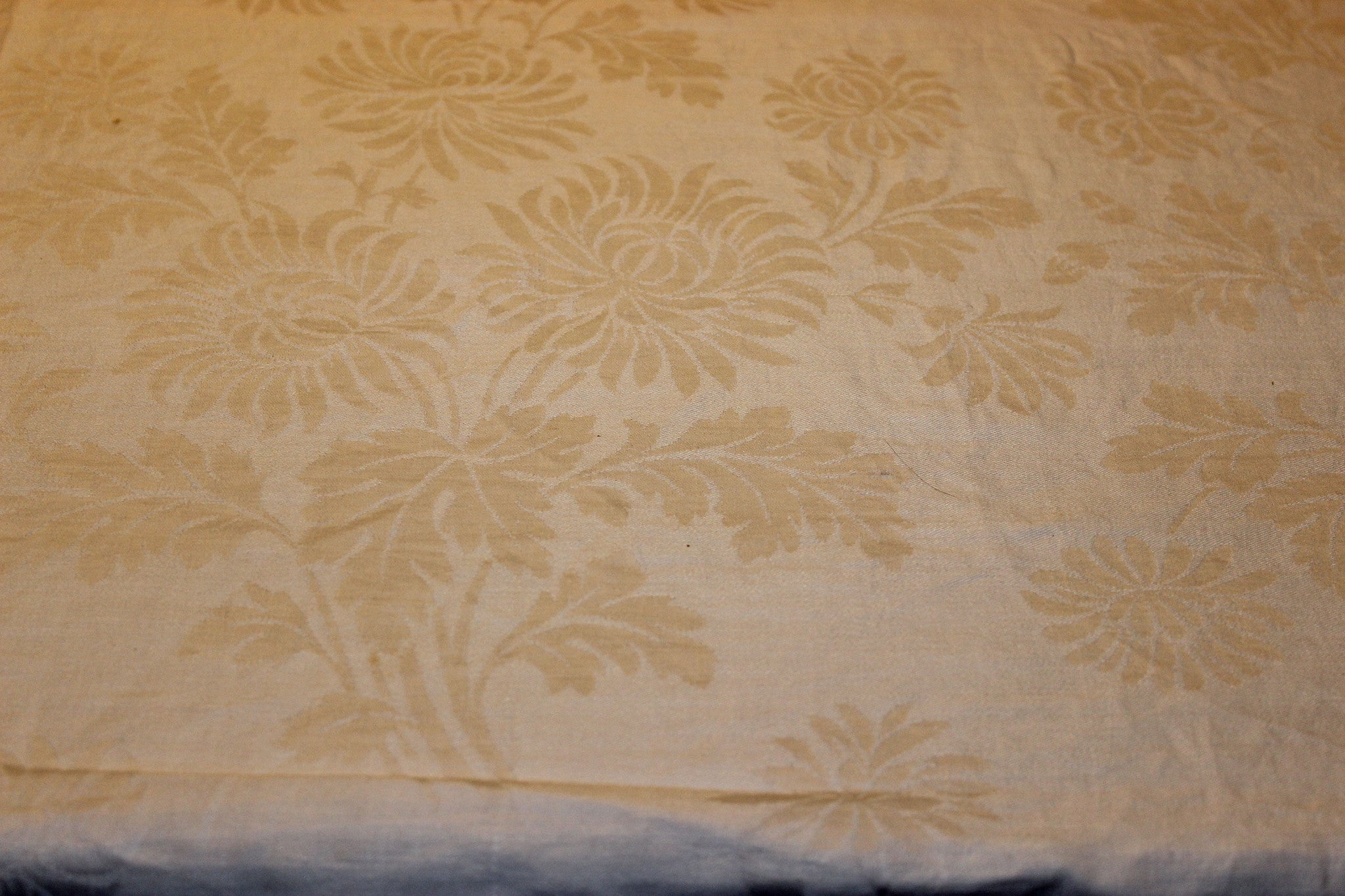 Irish Damask Linen Tablecloth