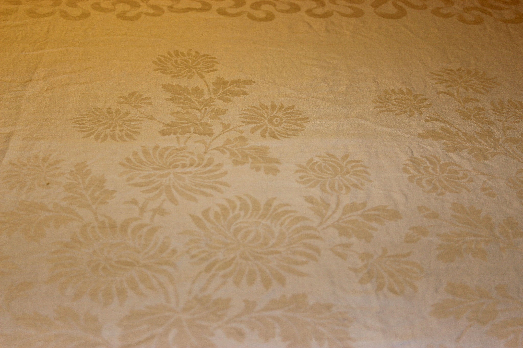 Irish Damask Linen Tablecloth