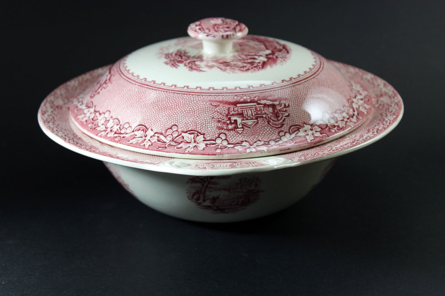 Jenny Lind 1795, Covered Vegetable Bowl, Royal Staffordshire Pottery