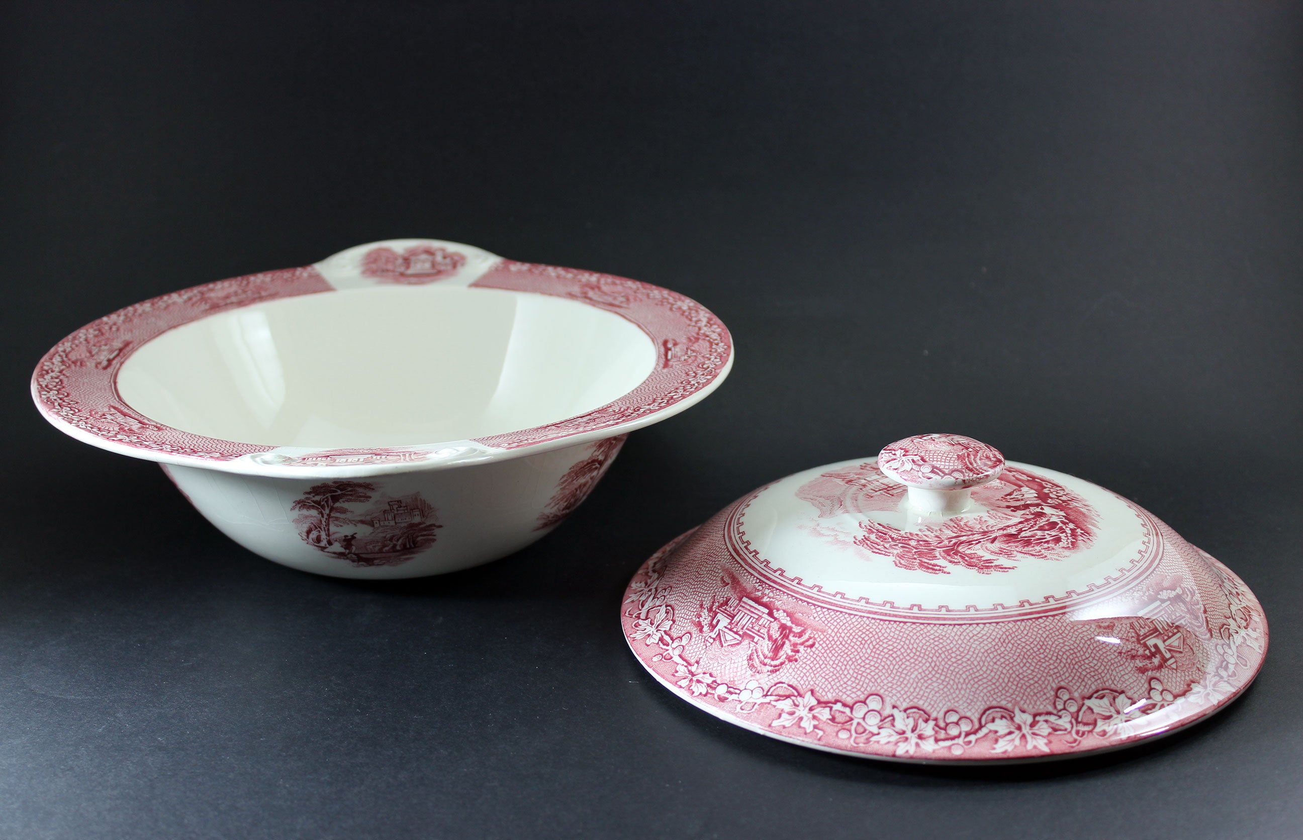 Jenny Lind 1795, Covered Vegetable Bowl, Royal Staffordshire Pottery
