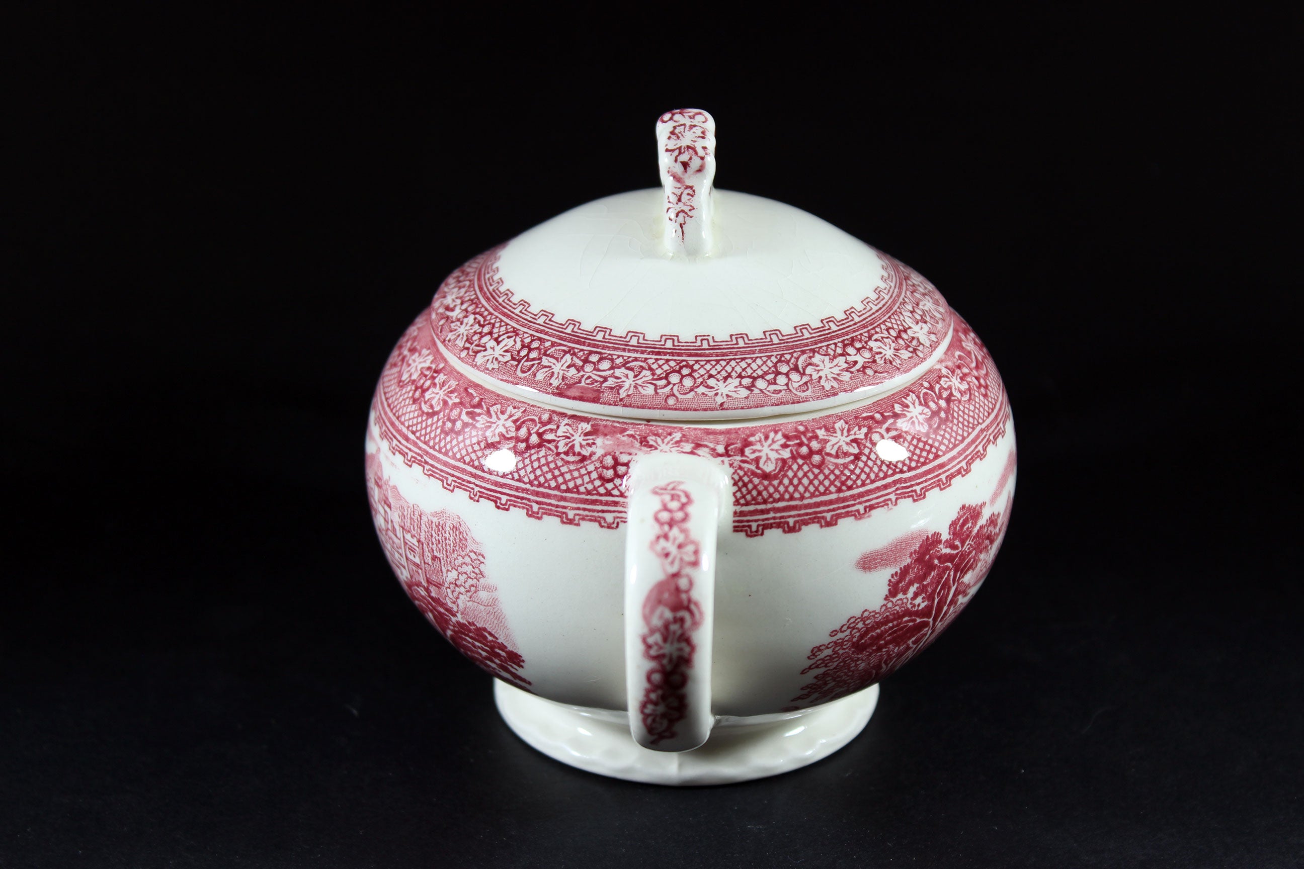Jenny Lind 1795, Creamer & Covered Sugar Bowl
