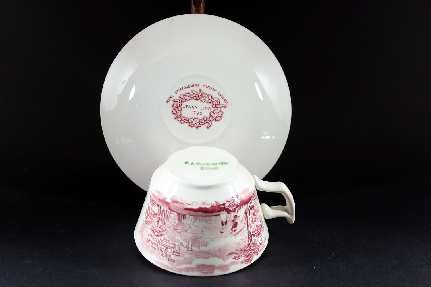 Jenny Lind 1795, Red,  Place Setting