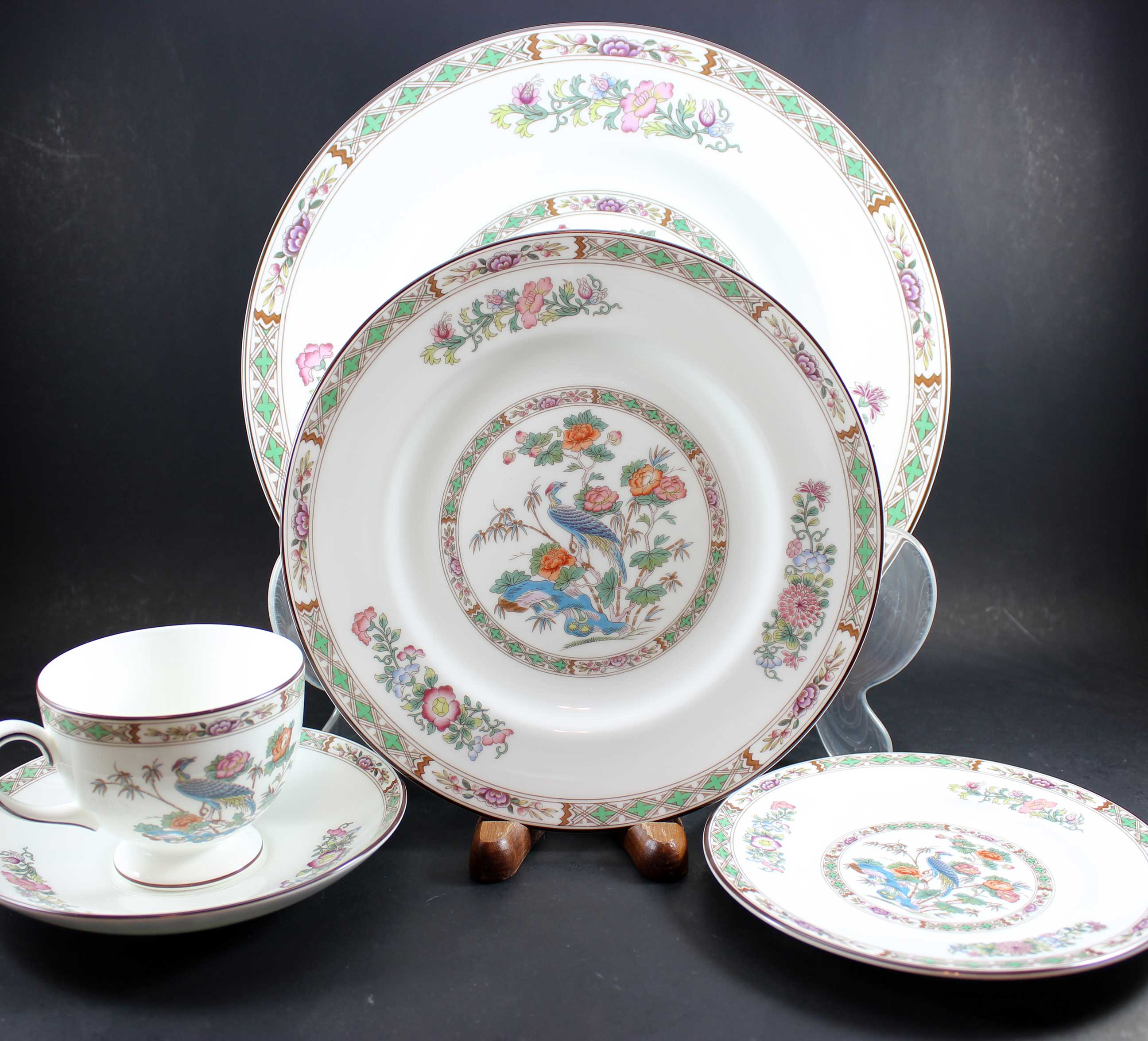 Wedgwood, Kutani Crane Bone China