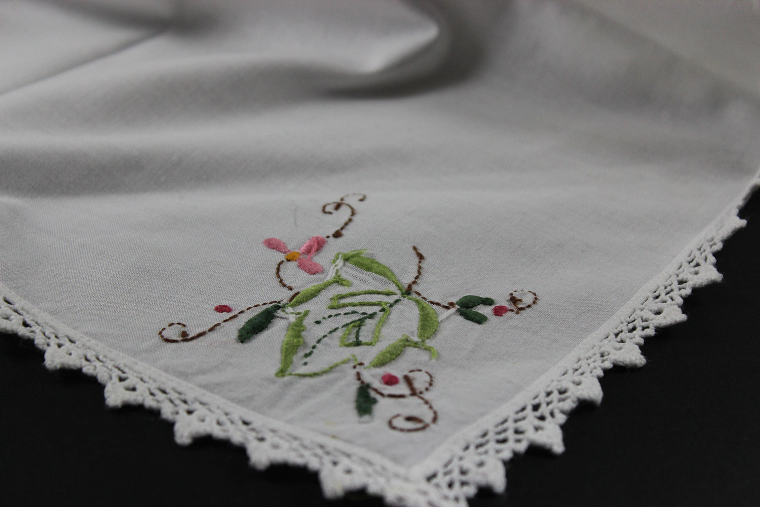 Lace Edged Linen Embroidered Napkins