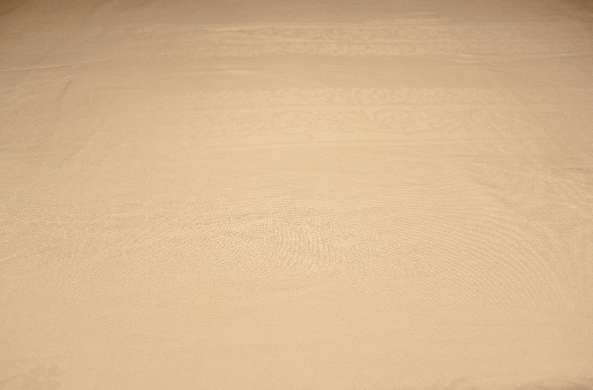 Large DDamask Linen TCloth