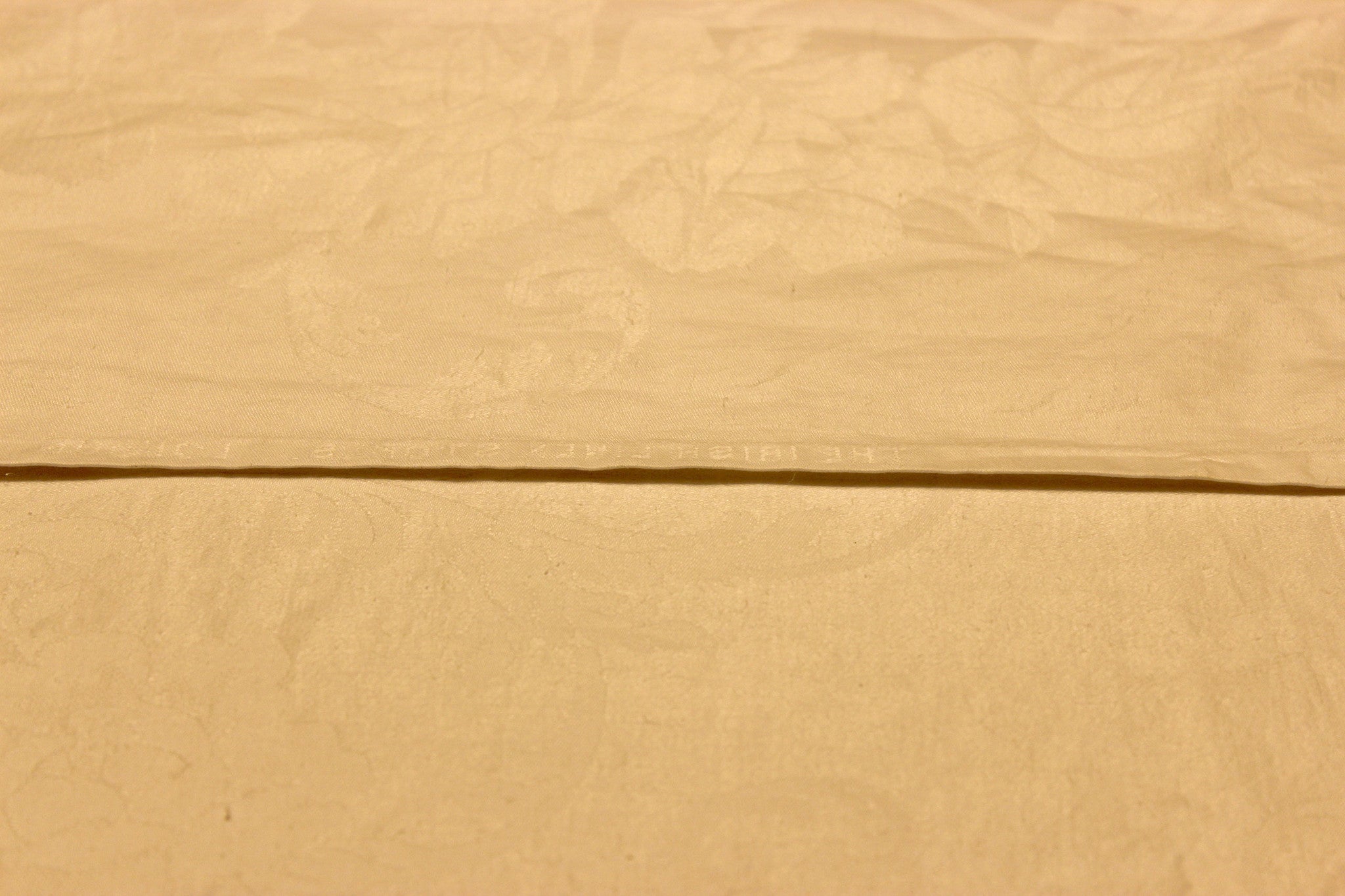 Large DDamask Linen TCloth