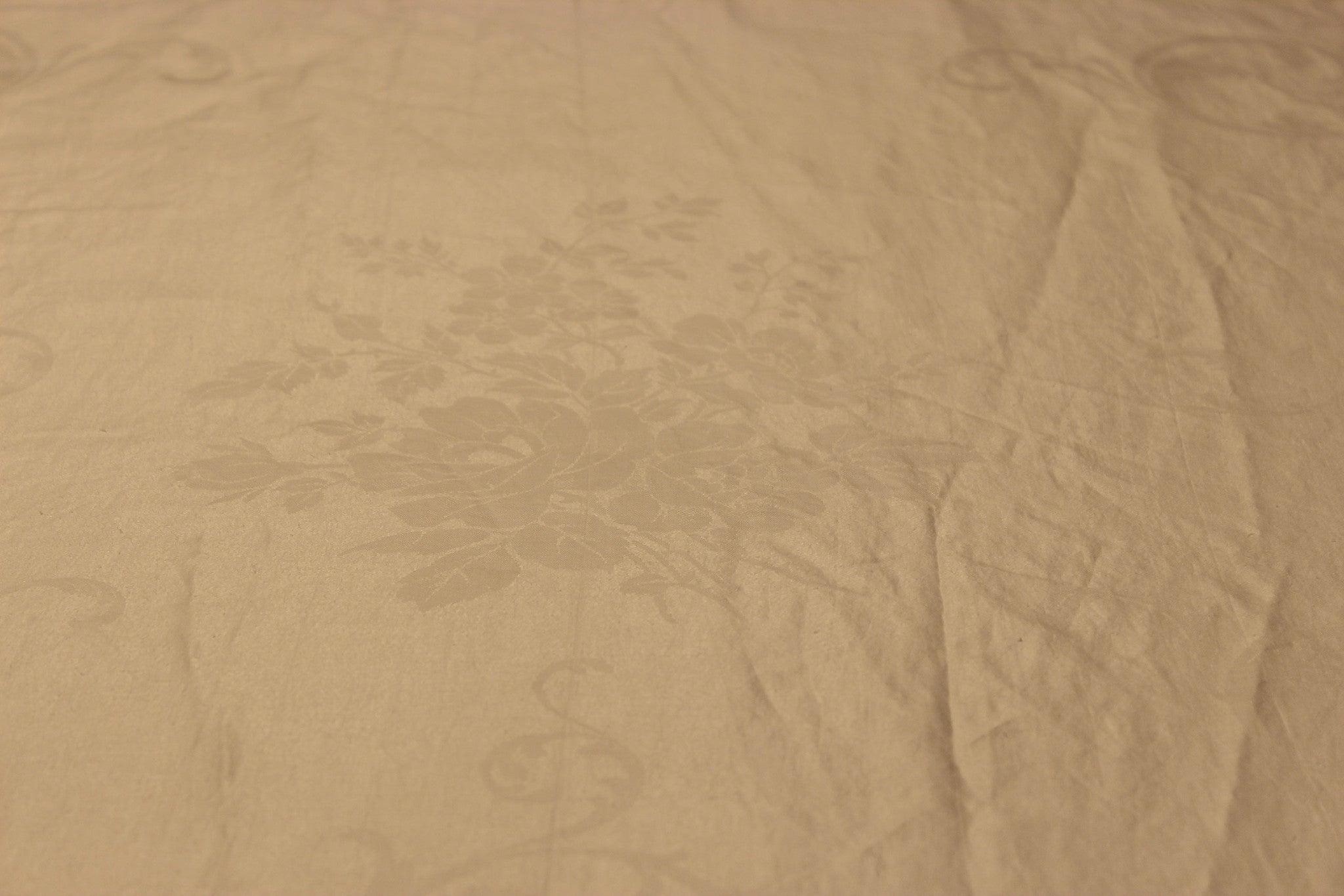 Large DDamask Linen TCloth