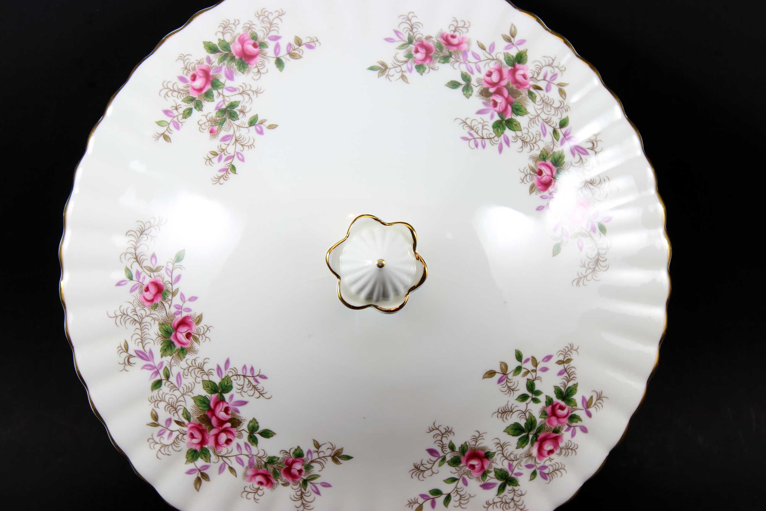 Royal Albert, Lavender Rose, Covered Vegetable Dish
