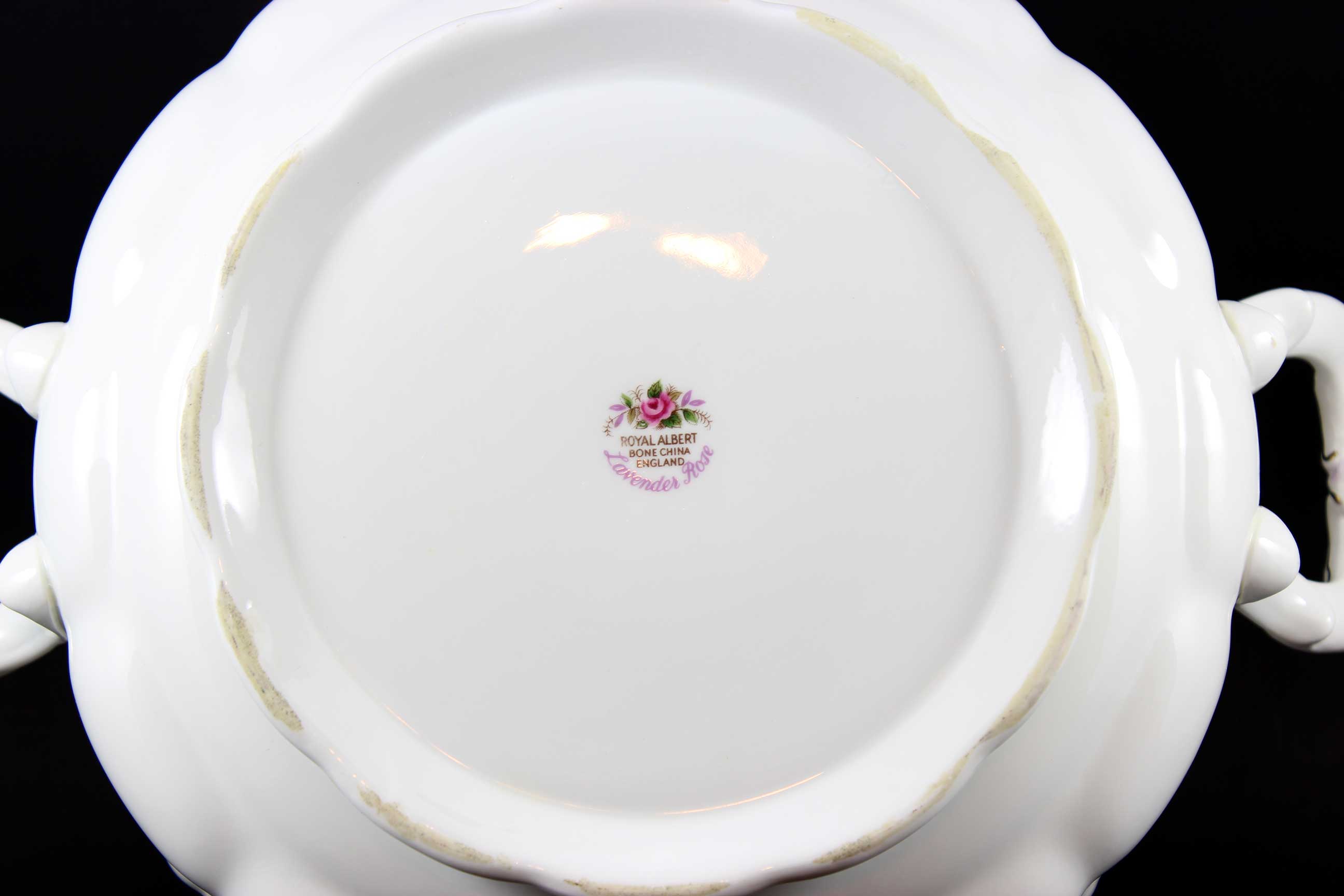 Royal Albert, Lavender Rose, Covered Vegetable Dish