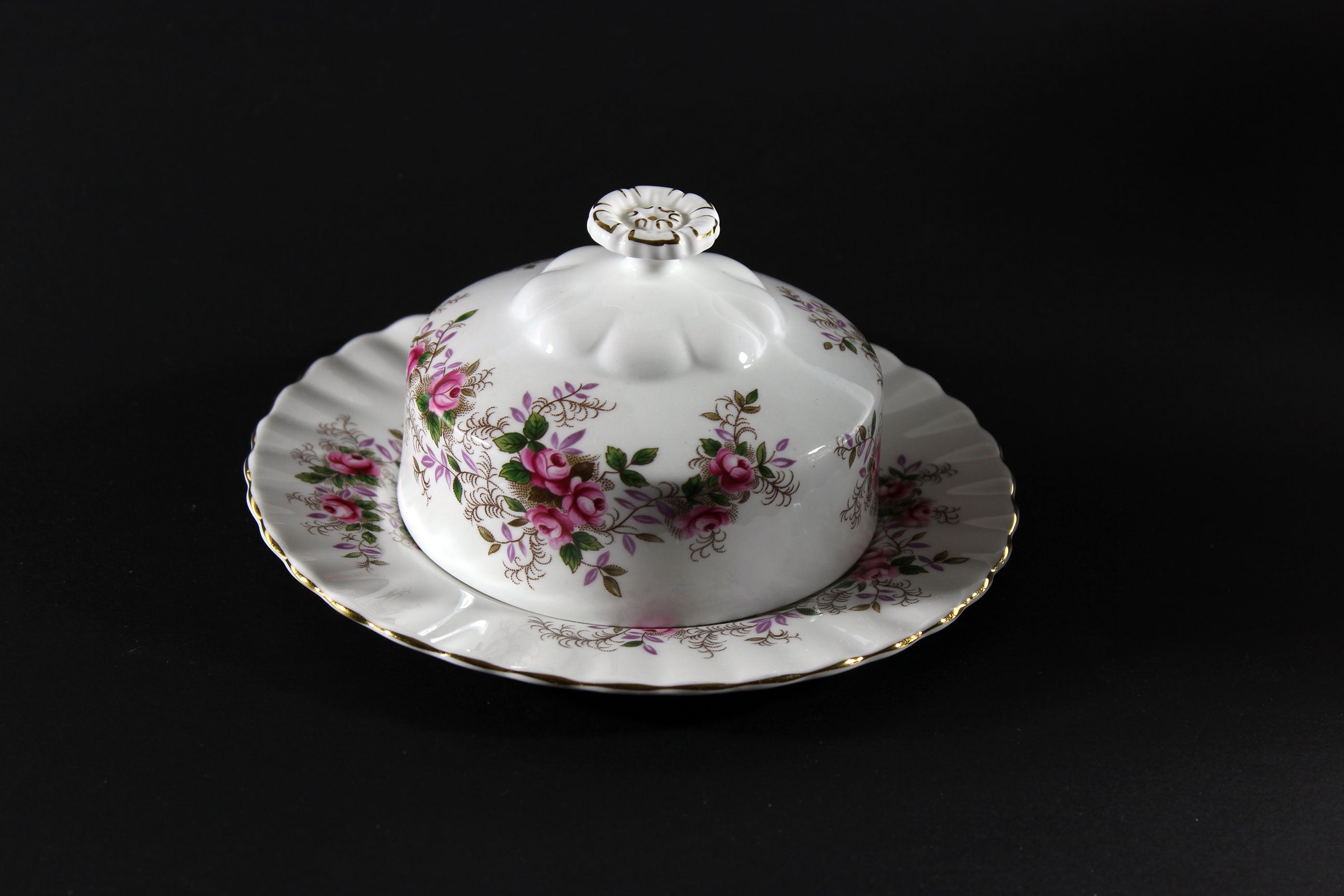 Royal Albert, Lavender Rose, Covered Butter Dish