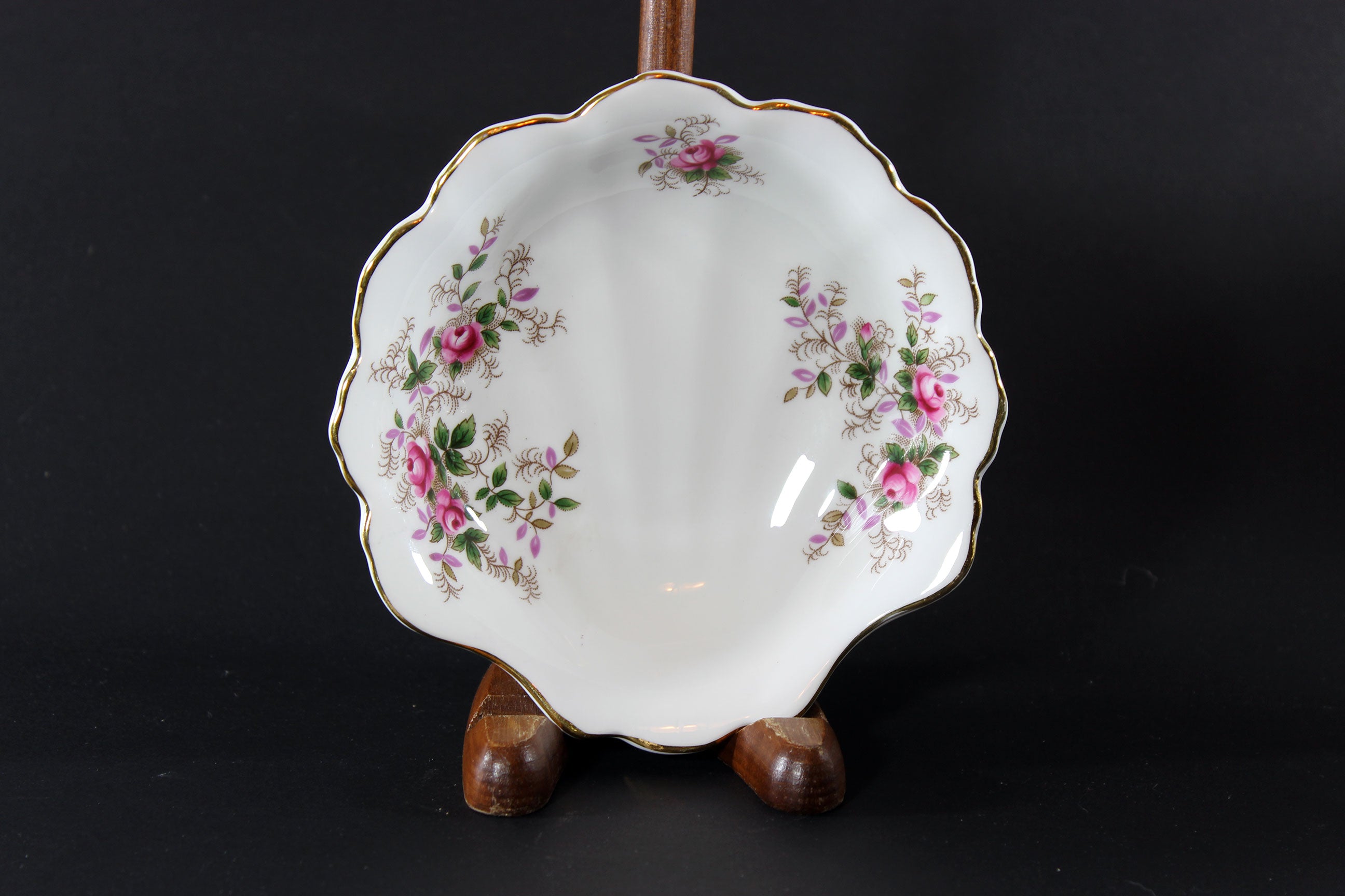 Lavender Rose Shell Dish